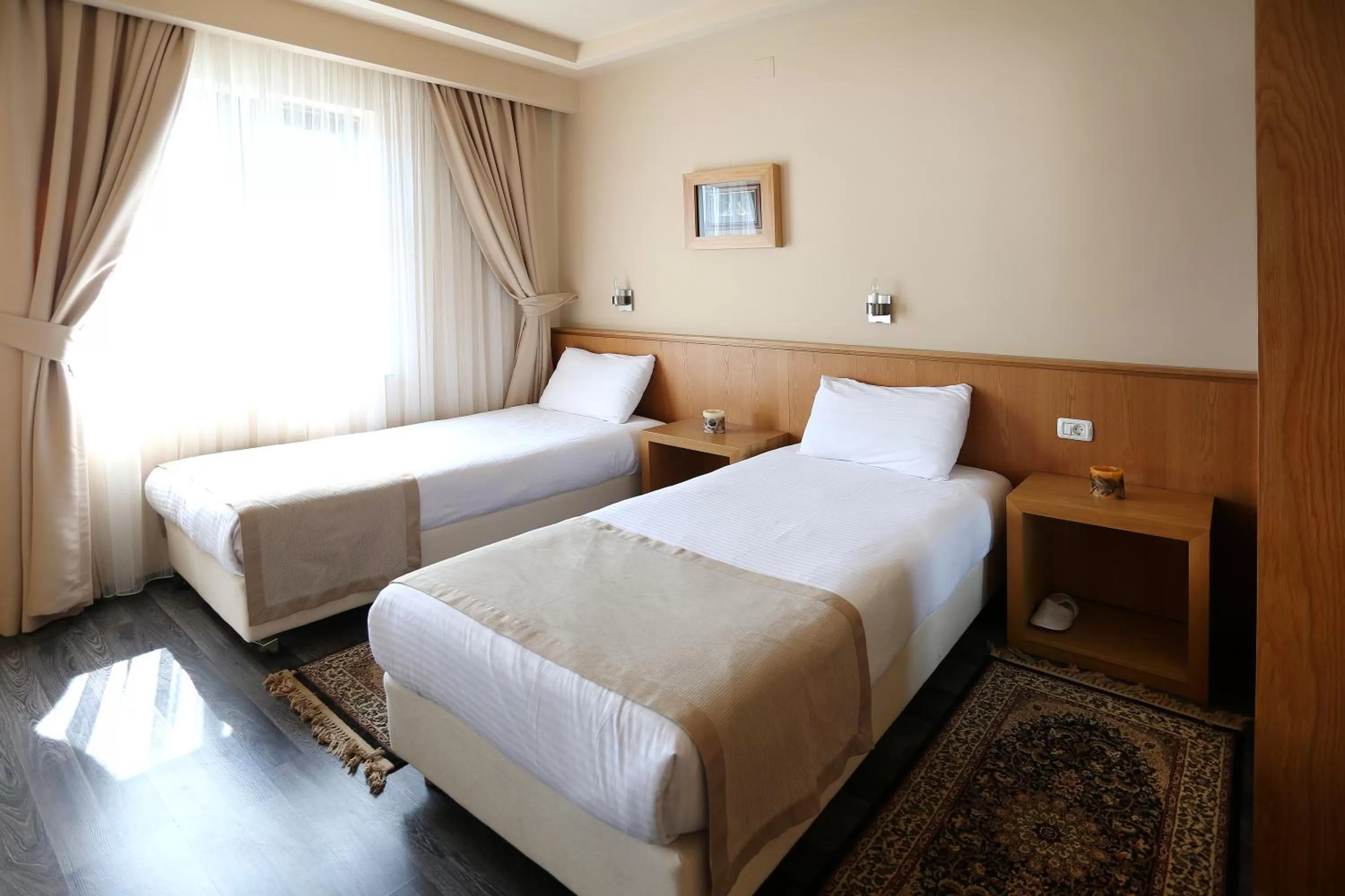 Bedroom, Bed in Hotel Lirak