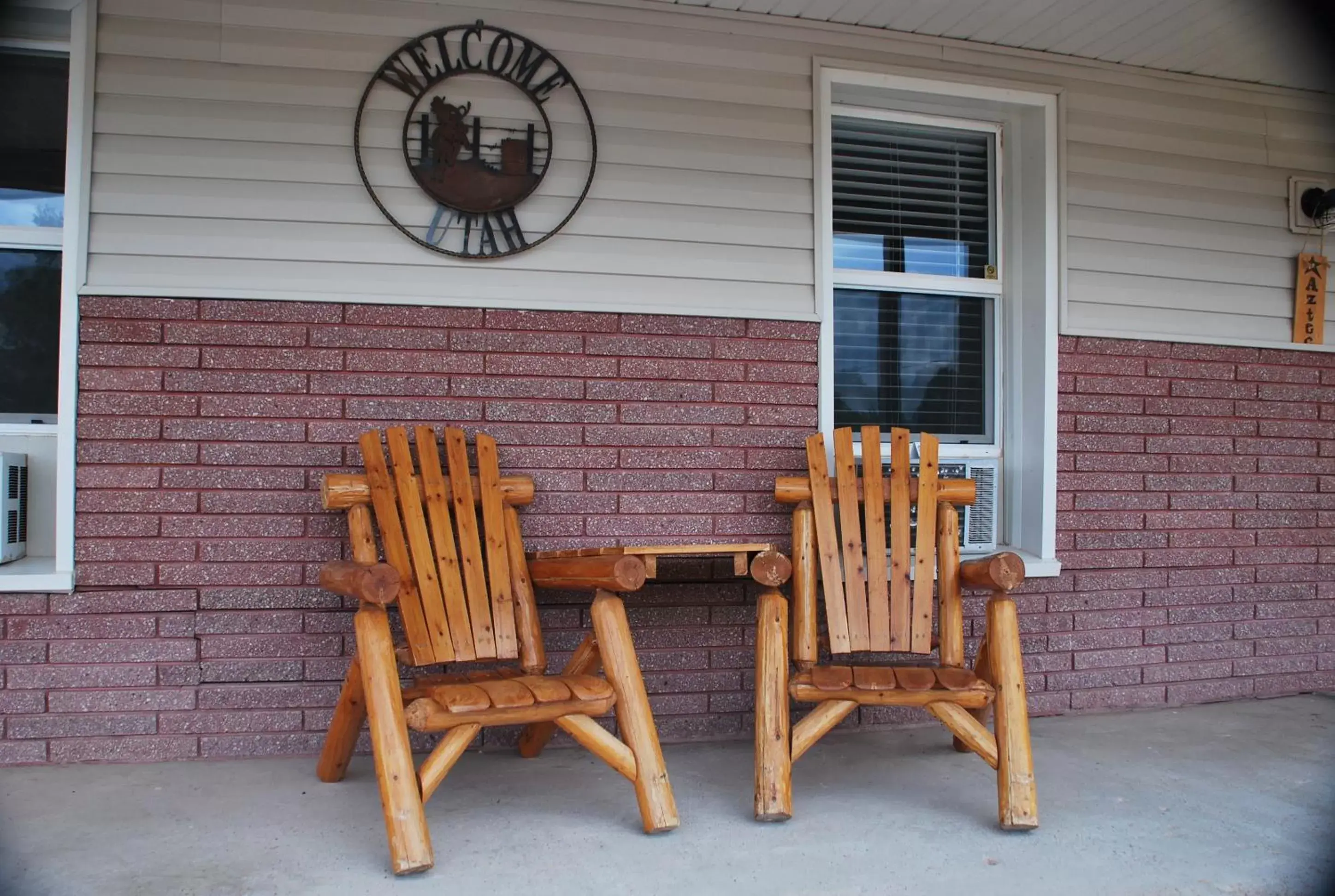 Balcony/Terrace in Cowboy Country Inn