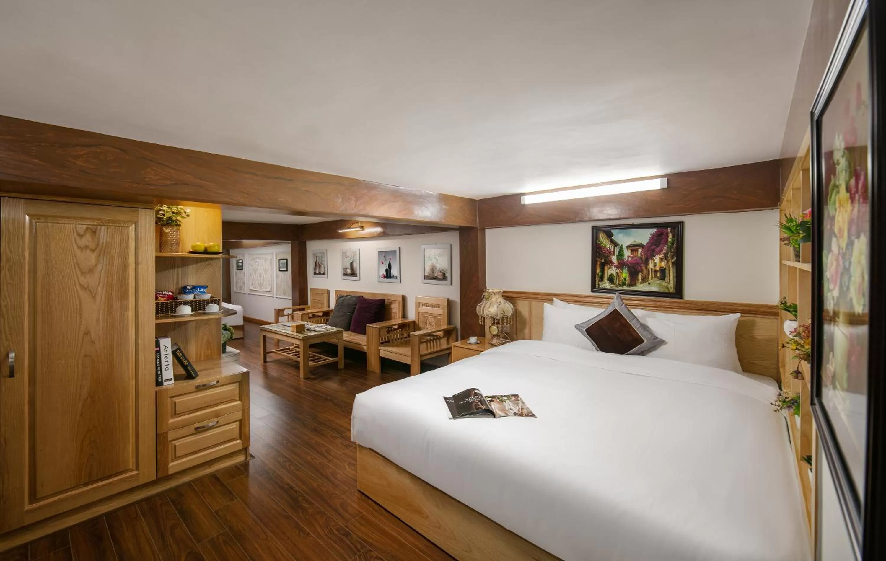 Bed in TrangTrang Boutique Hotel