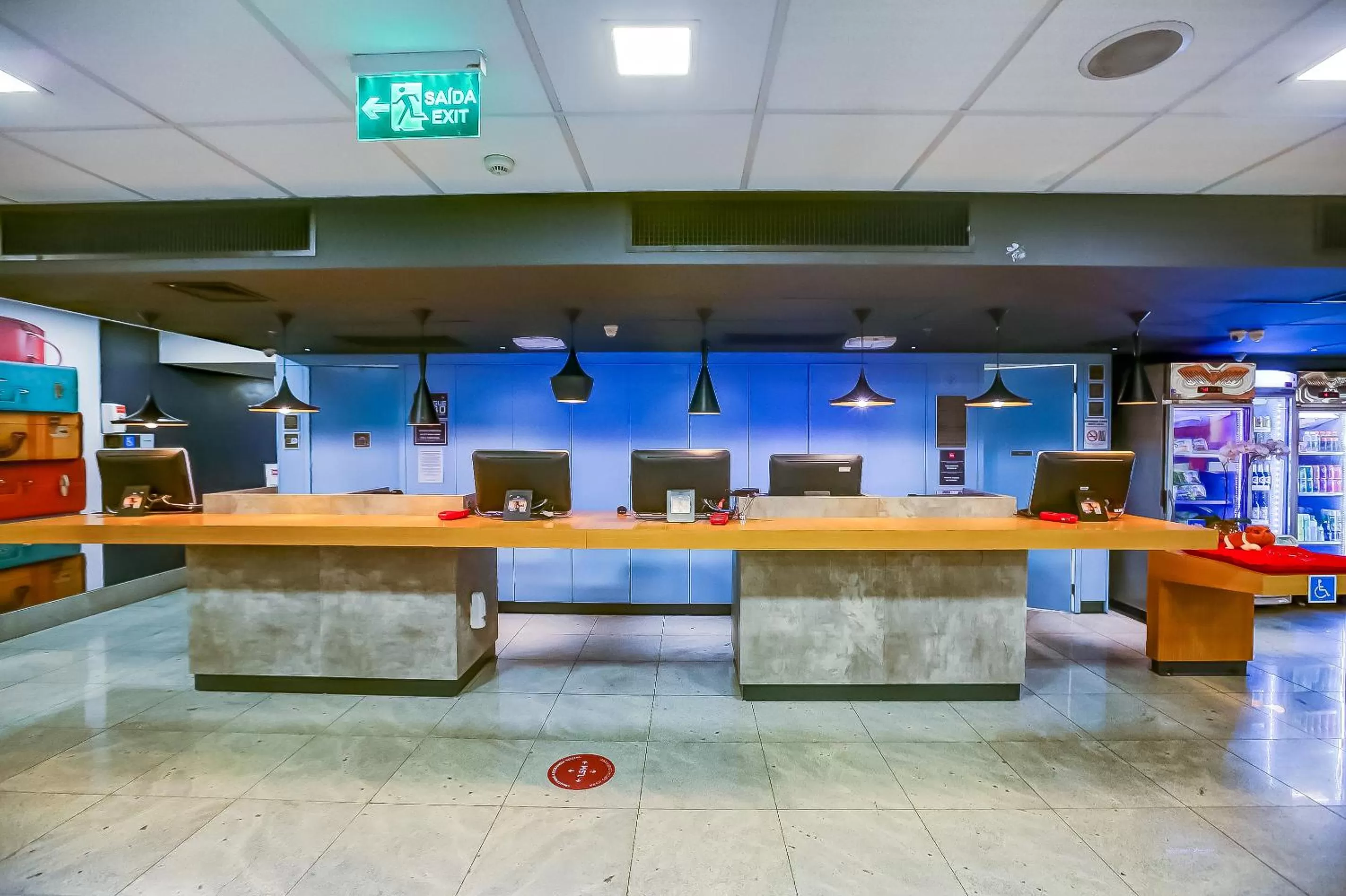 Lobby or reception in ibis budget Rio de Janeiro Nova America
