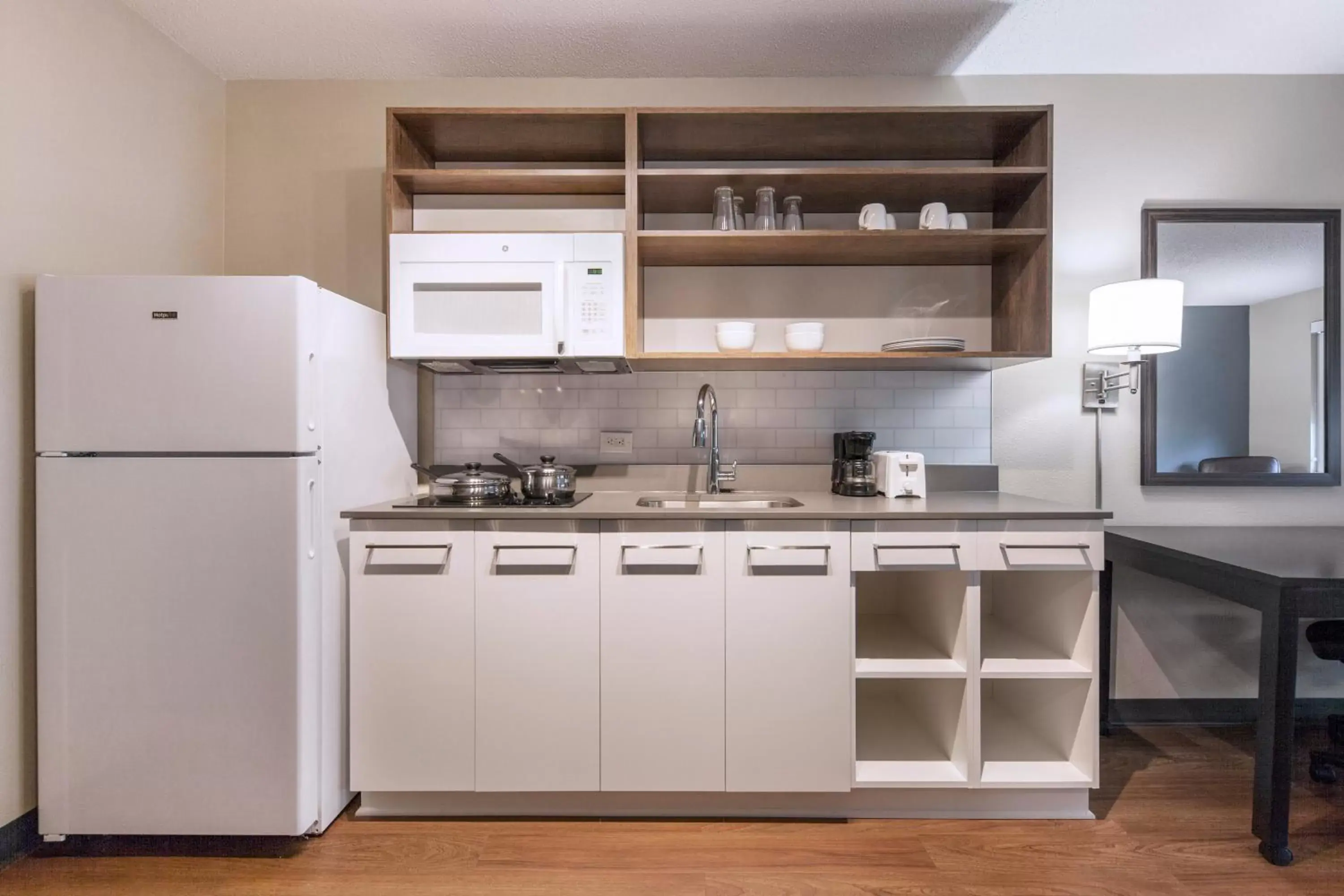 Kitchen or kitchenette, Kitchen/Kitchenette in Extended Stay America Premier Suites - Nashville - Vanderbilt