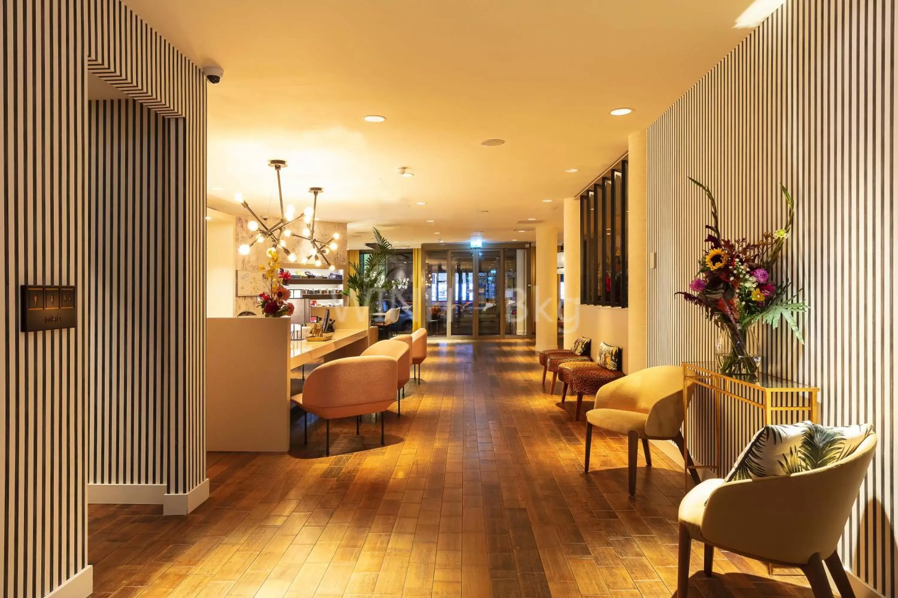 Lobby or reception, Lounge/Bar in Monet Garden Hotel Amsterdam