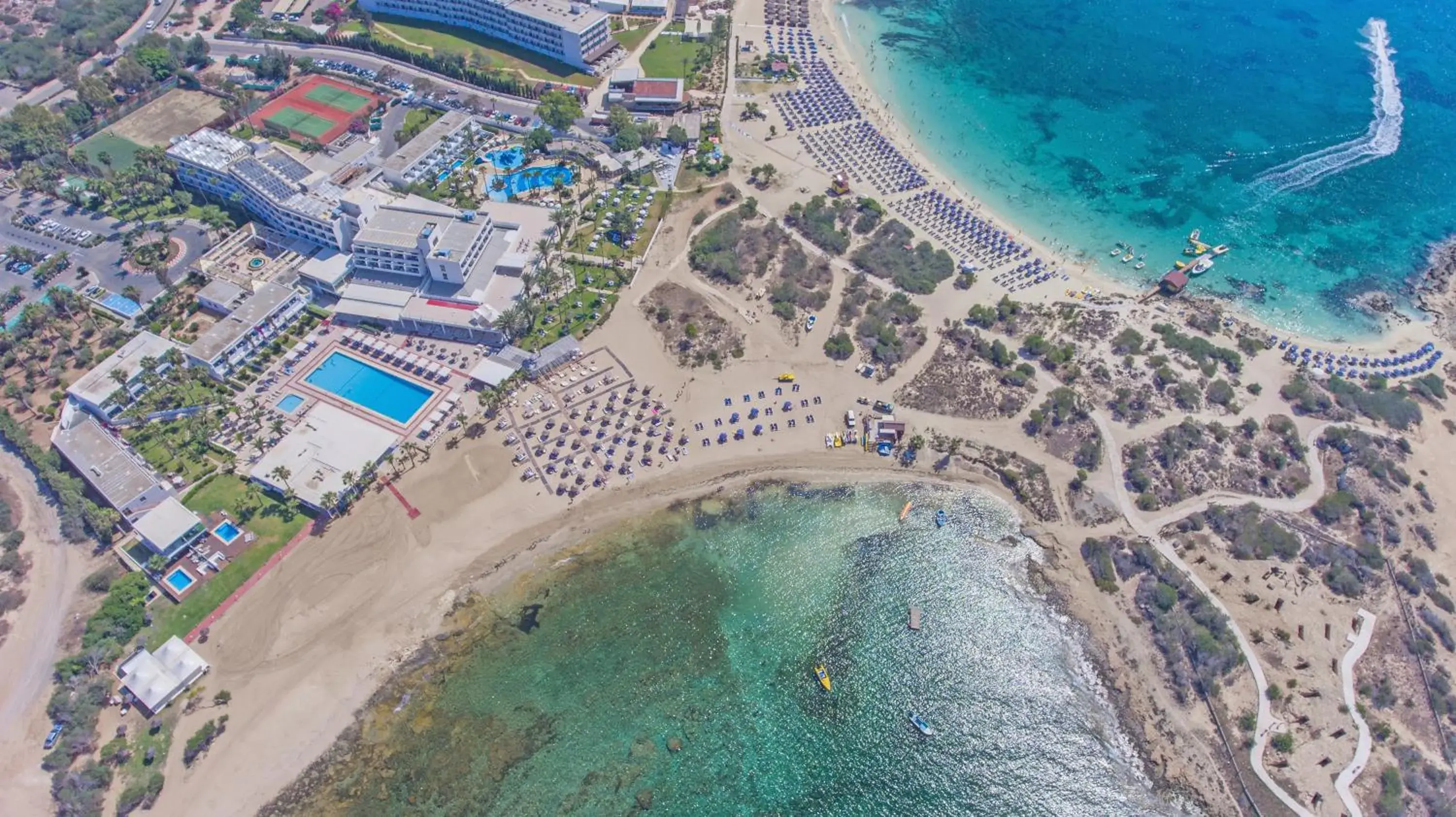 Bird's eye view, Bird's-eye View in The Dome Beach Hotel & Resort