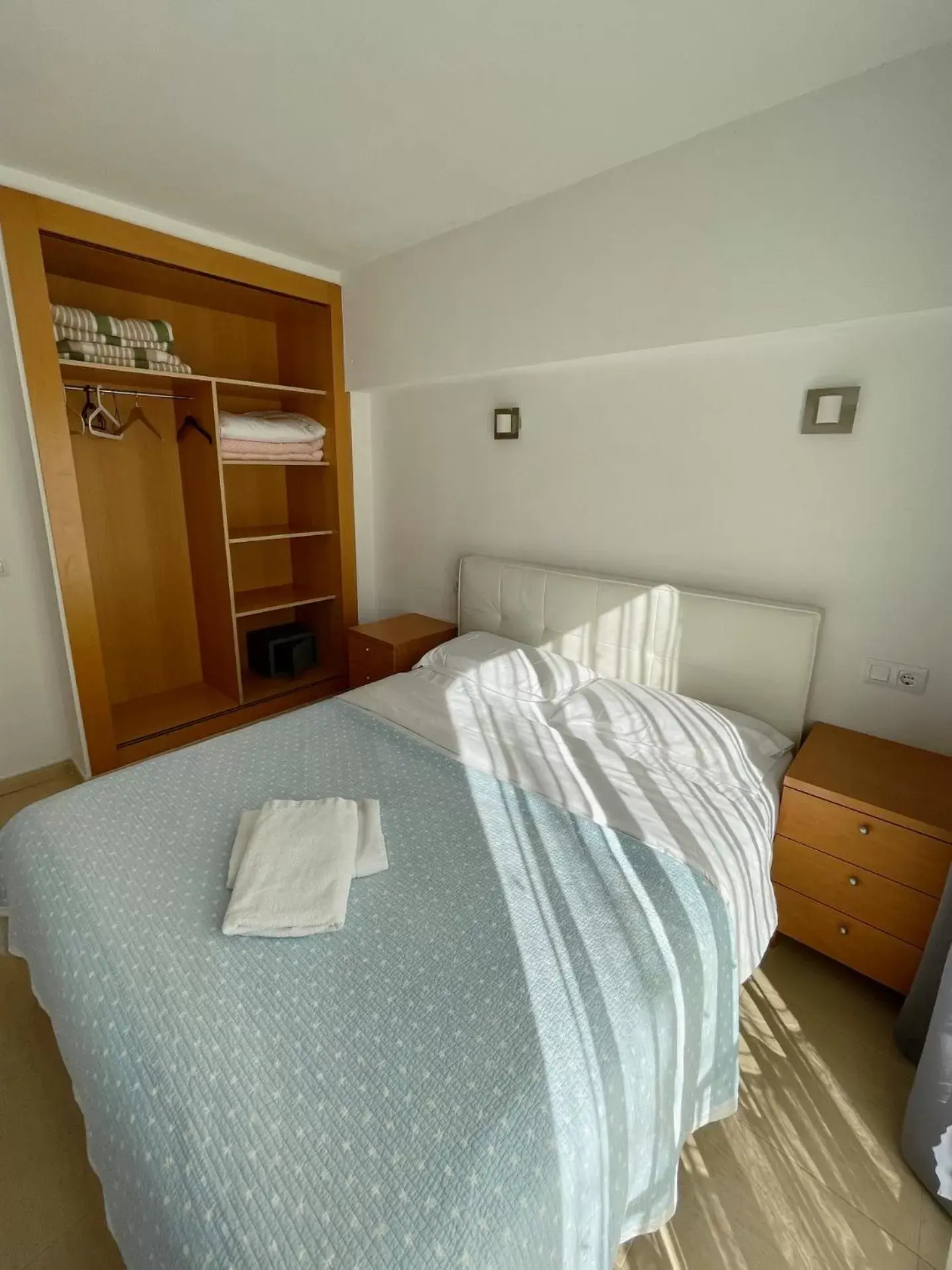 Bed in Royal Inn Aparthotel
