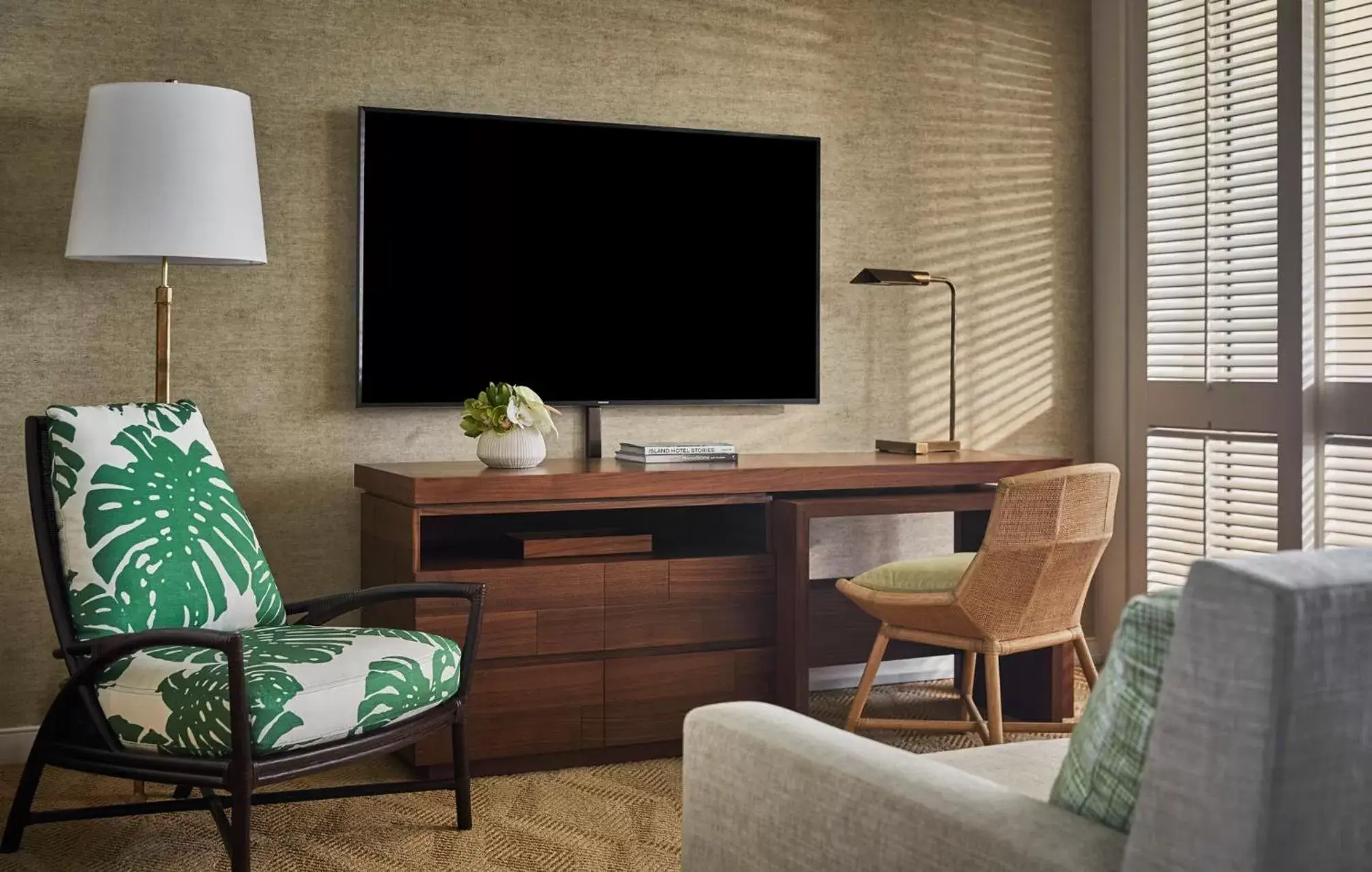 TV and multimedia, TV/Entertainment Center in Four Seasons Resort Oahu at Ko Olina