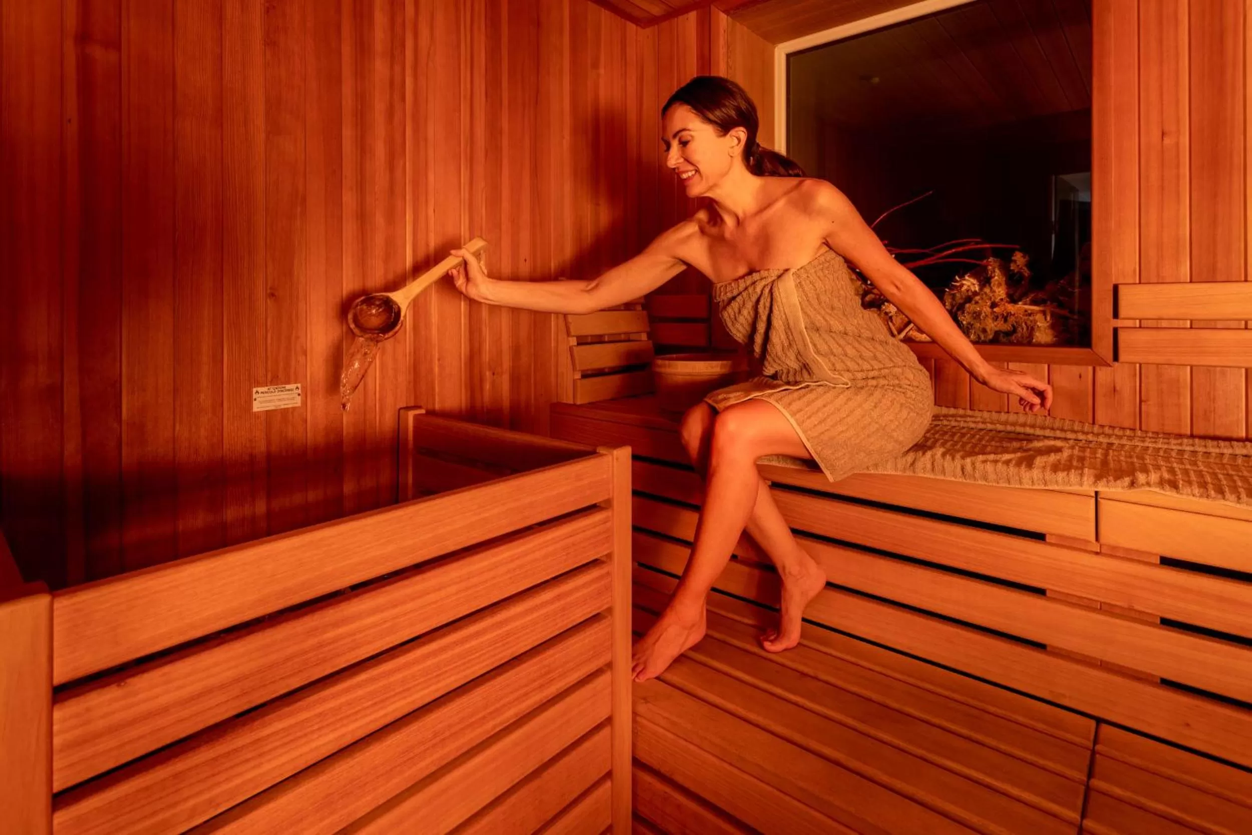 Sauna in Nero D'Avorio Aparthotel & SPA