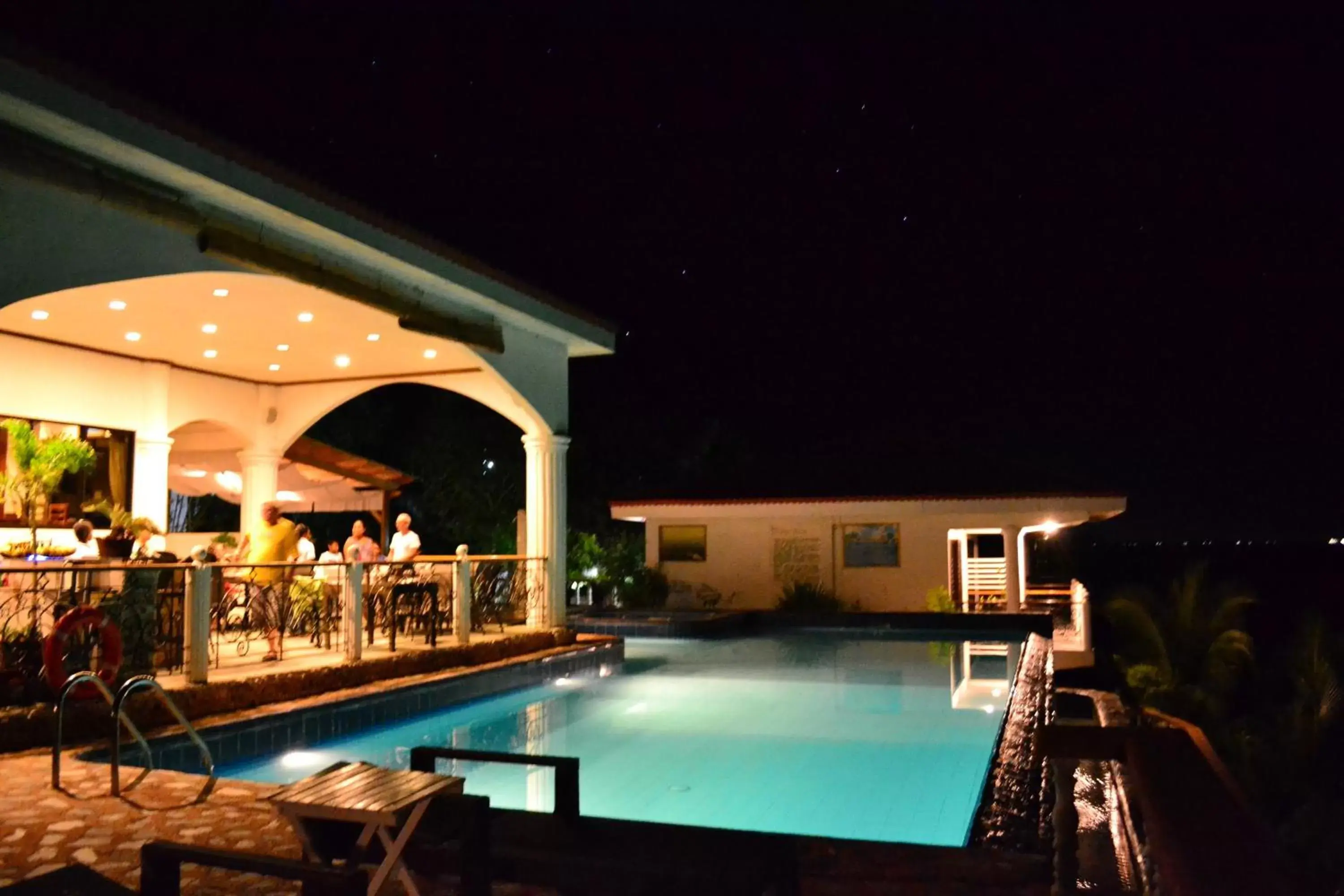 Restaurant/places to eat in Eden Resort Restaurant/places to eat in Eden Resort