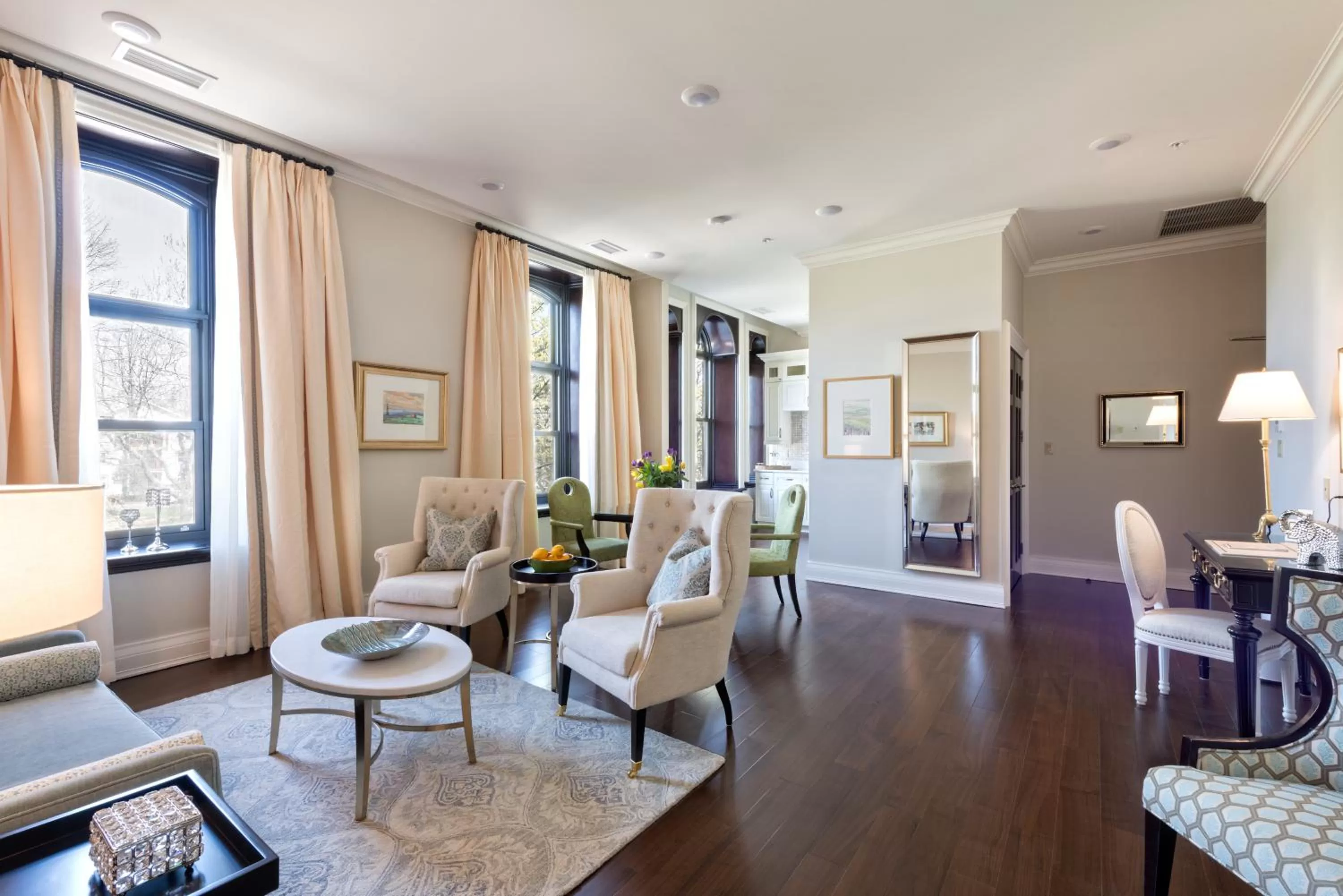 Sydney Boutique Inn & Suites