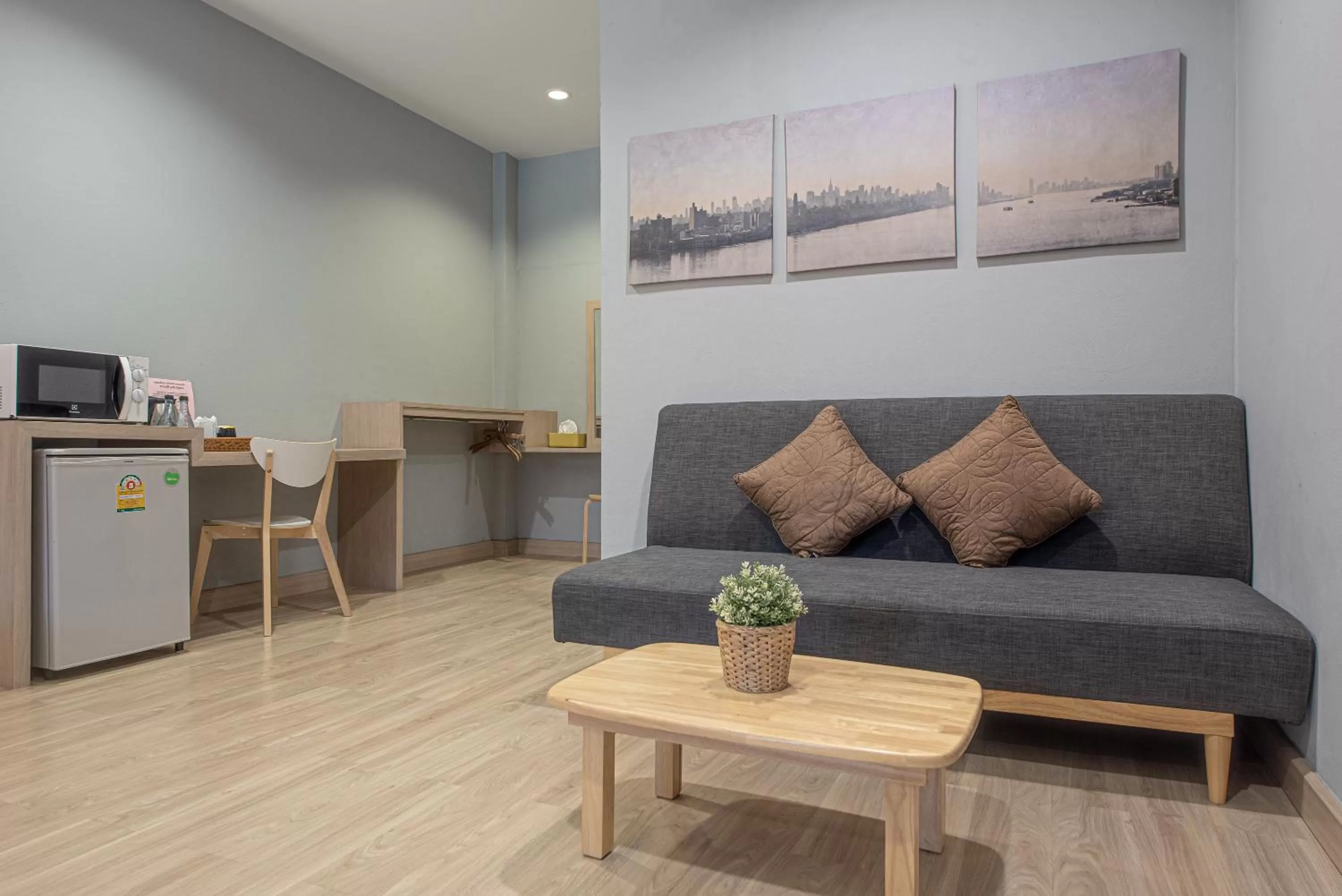 Seating area in Tarnsiri Boutique Resort