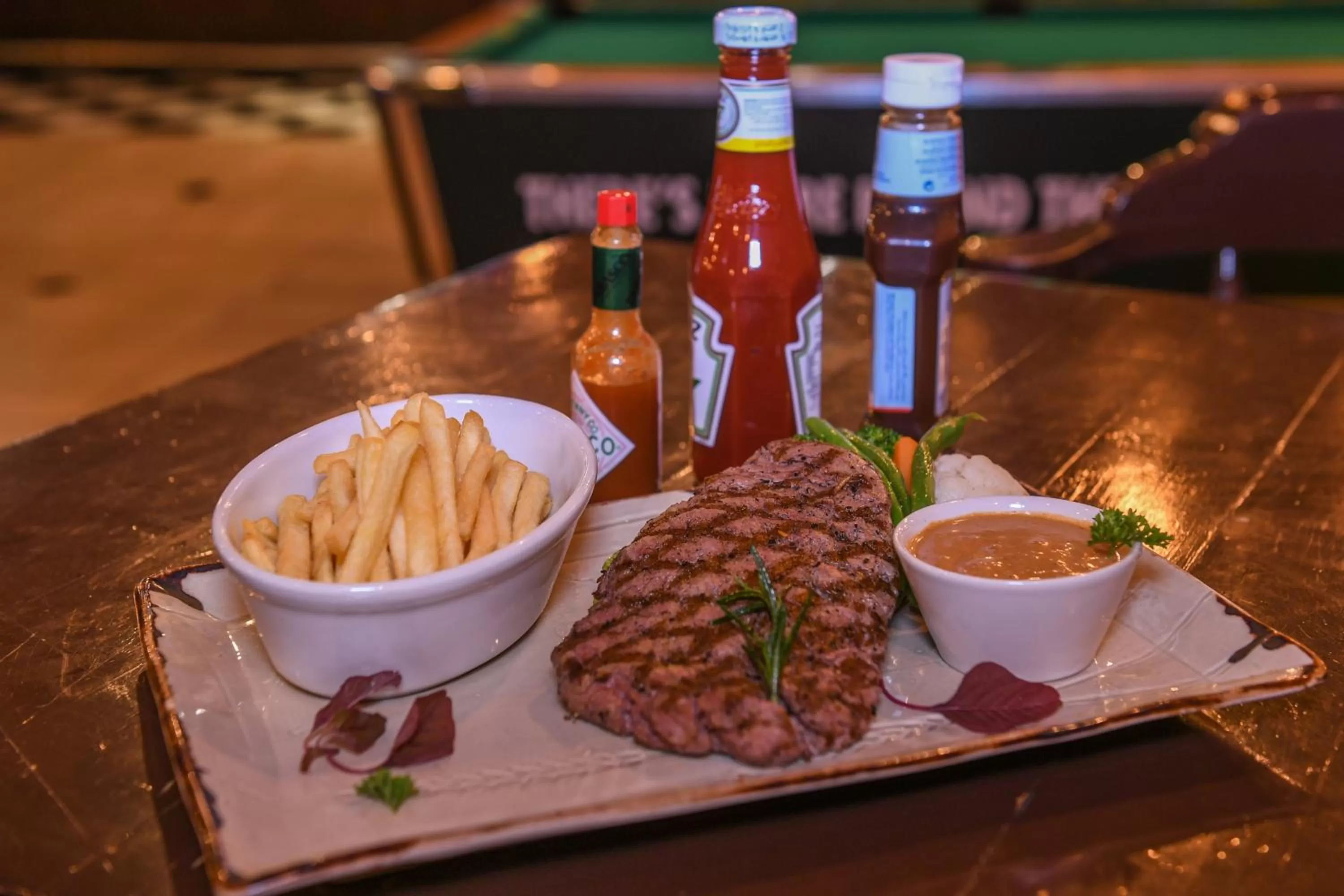 Food and drinks in Juffair Grand Hotel