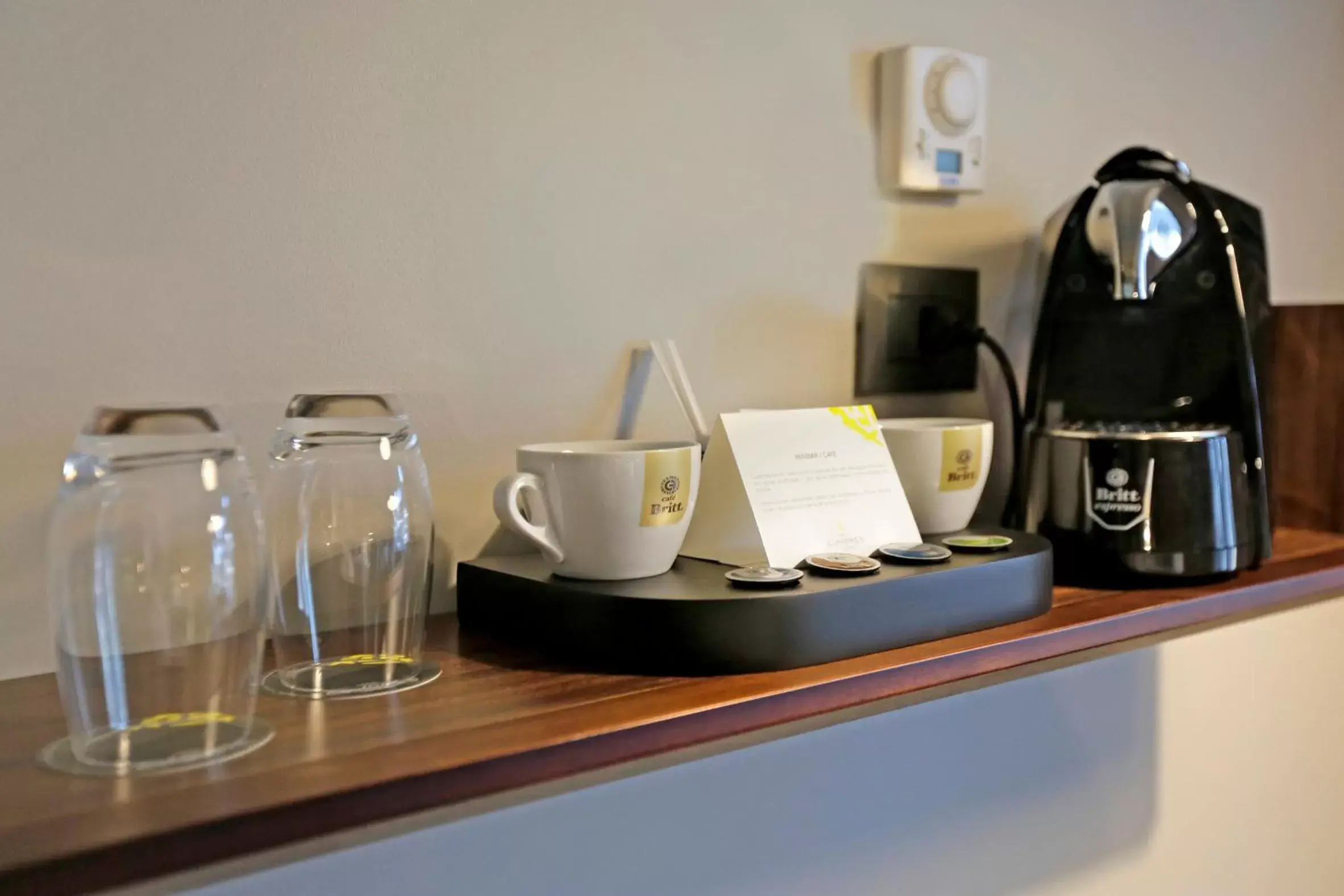 Coffee/tea facilities in Hotel Cumbres Puerto Varas