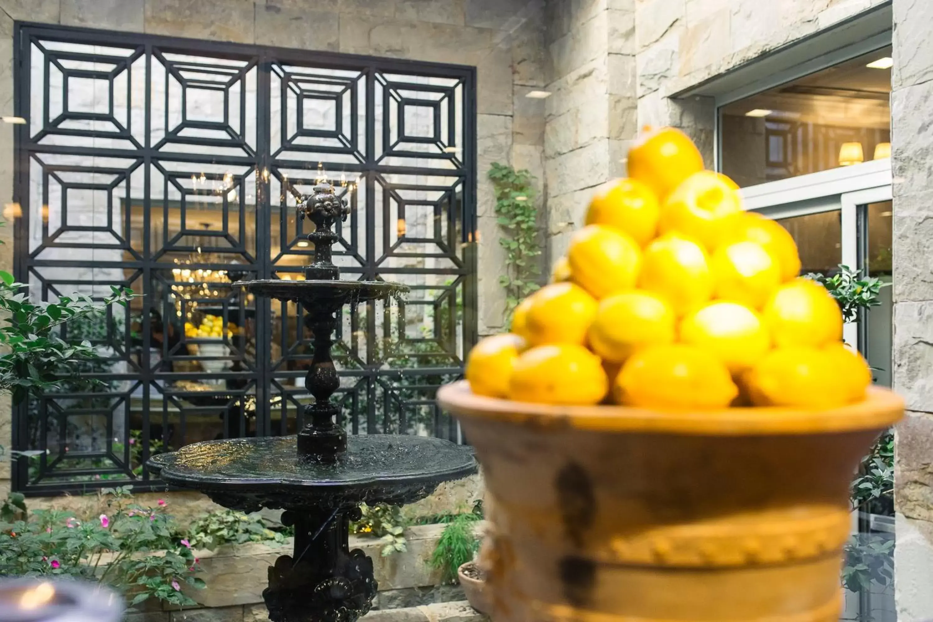 Food and drinks in Huentala Hotel Food and drinks in Huentala Hotel