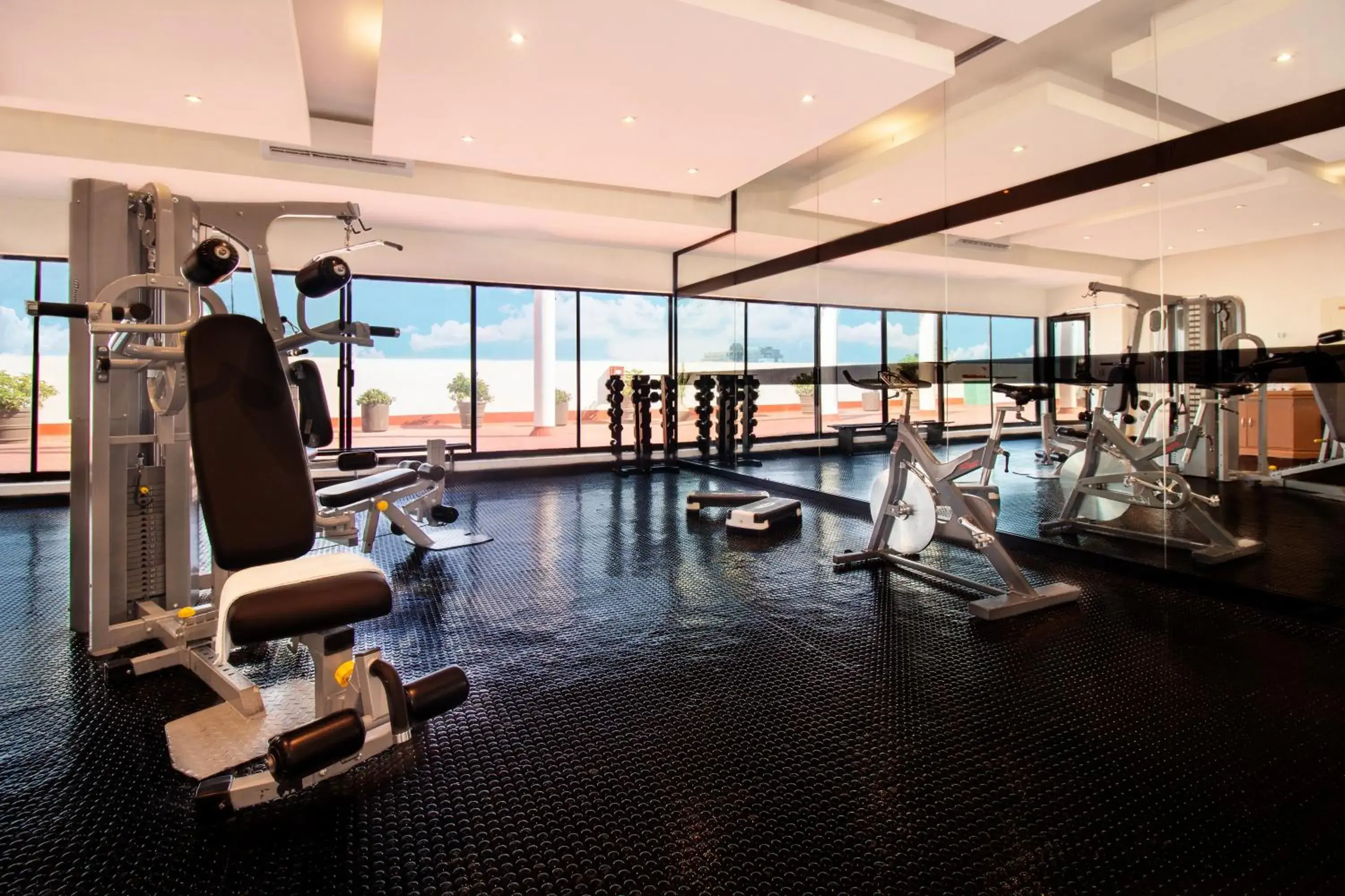 Activities, Fitness Center/Facilities in Hotel Guadalajara Plaza Expo