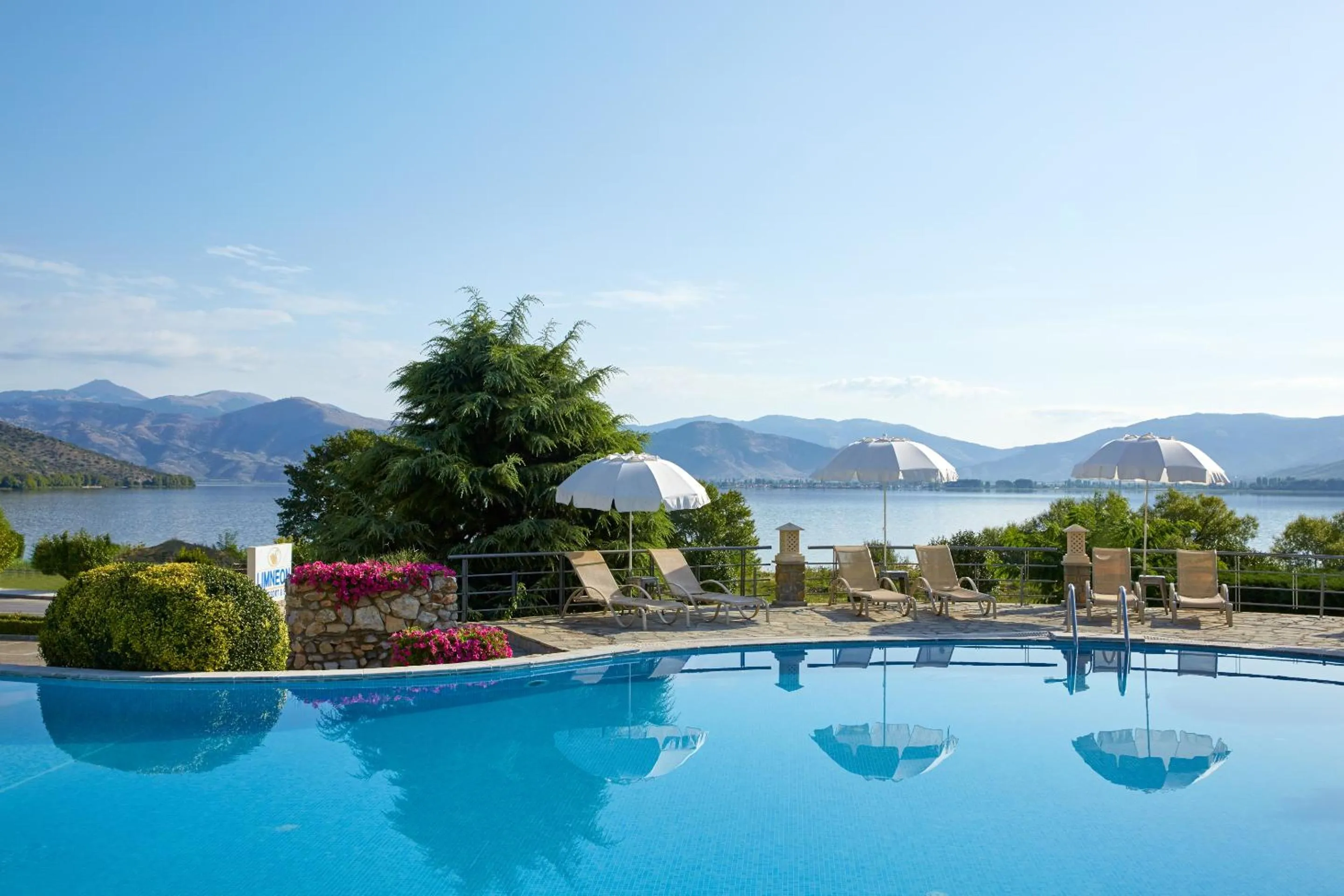 Day in Limneon Resort & Spa