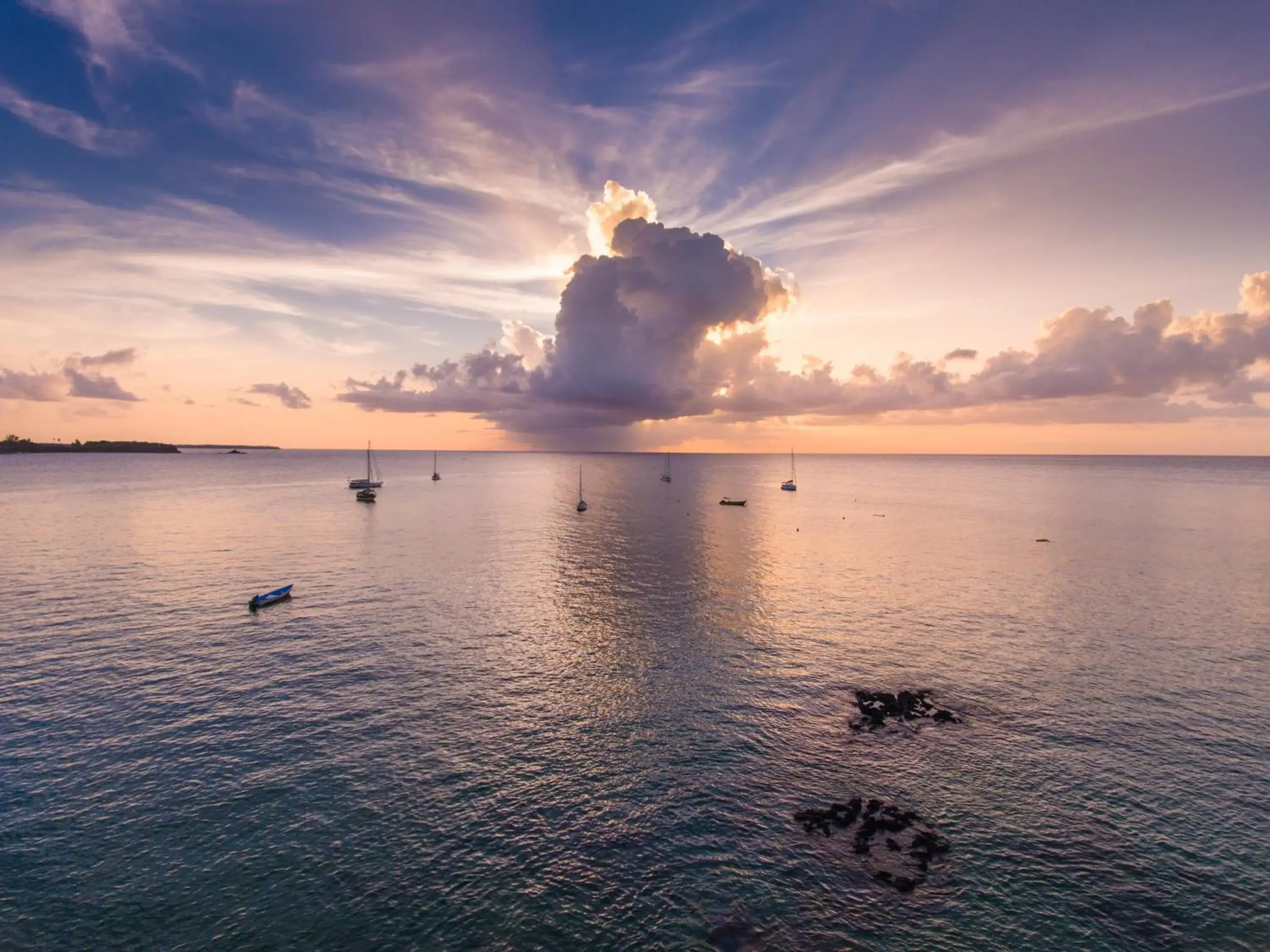 Natural landscape, Sunrise/Sunset in Mount Irvine Bay Resort