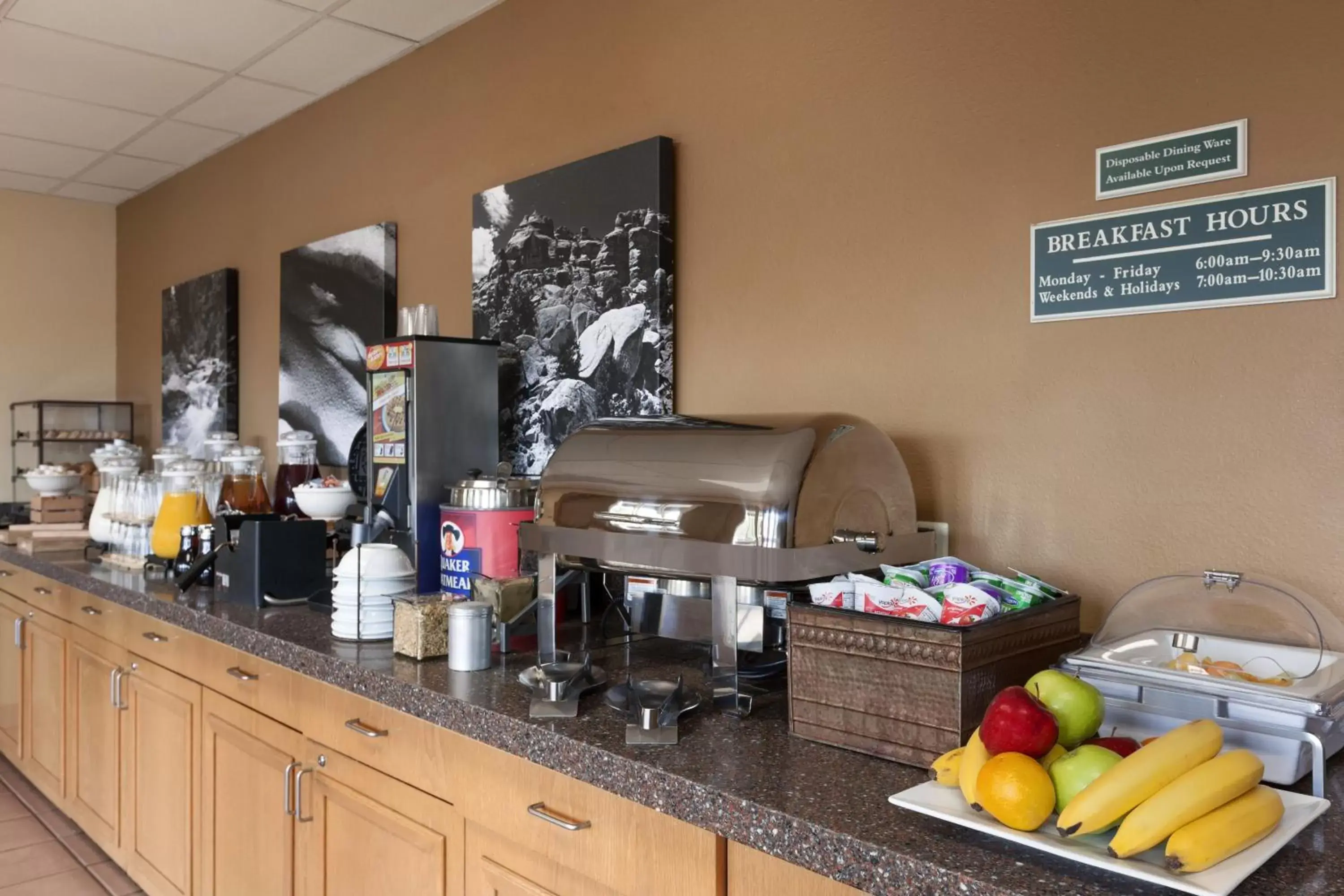 Continental breakfast, Food in Country Inn & Suites by Radisson, Mesa, AZ