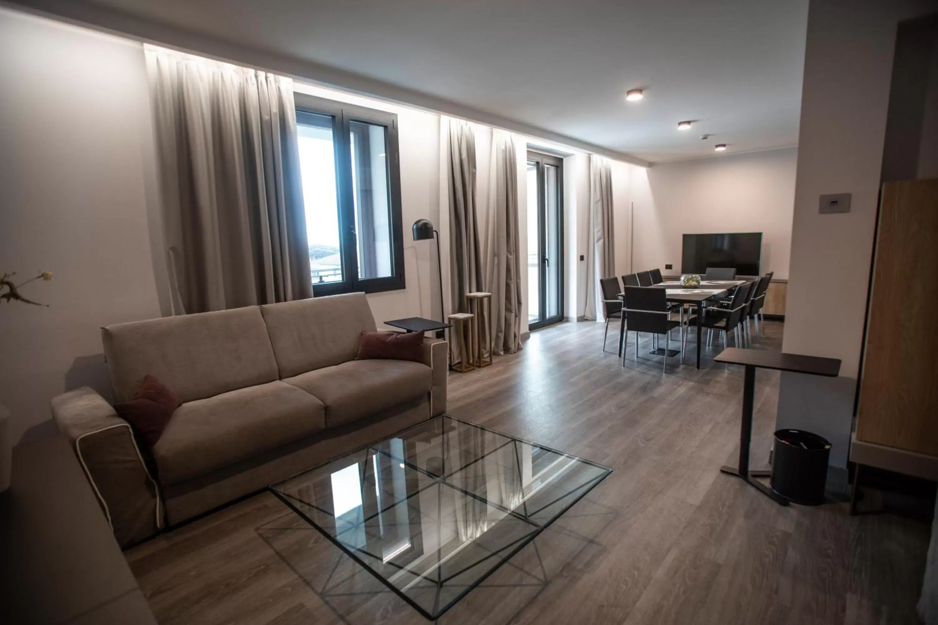 TV and multimedia, Seating Area in Novotel Parma Centro