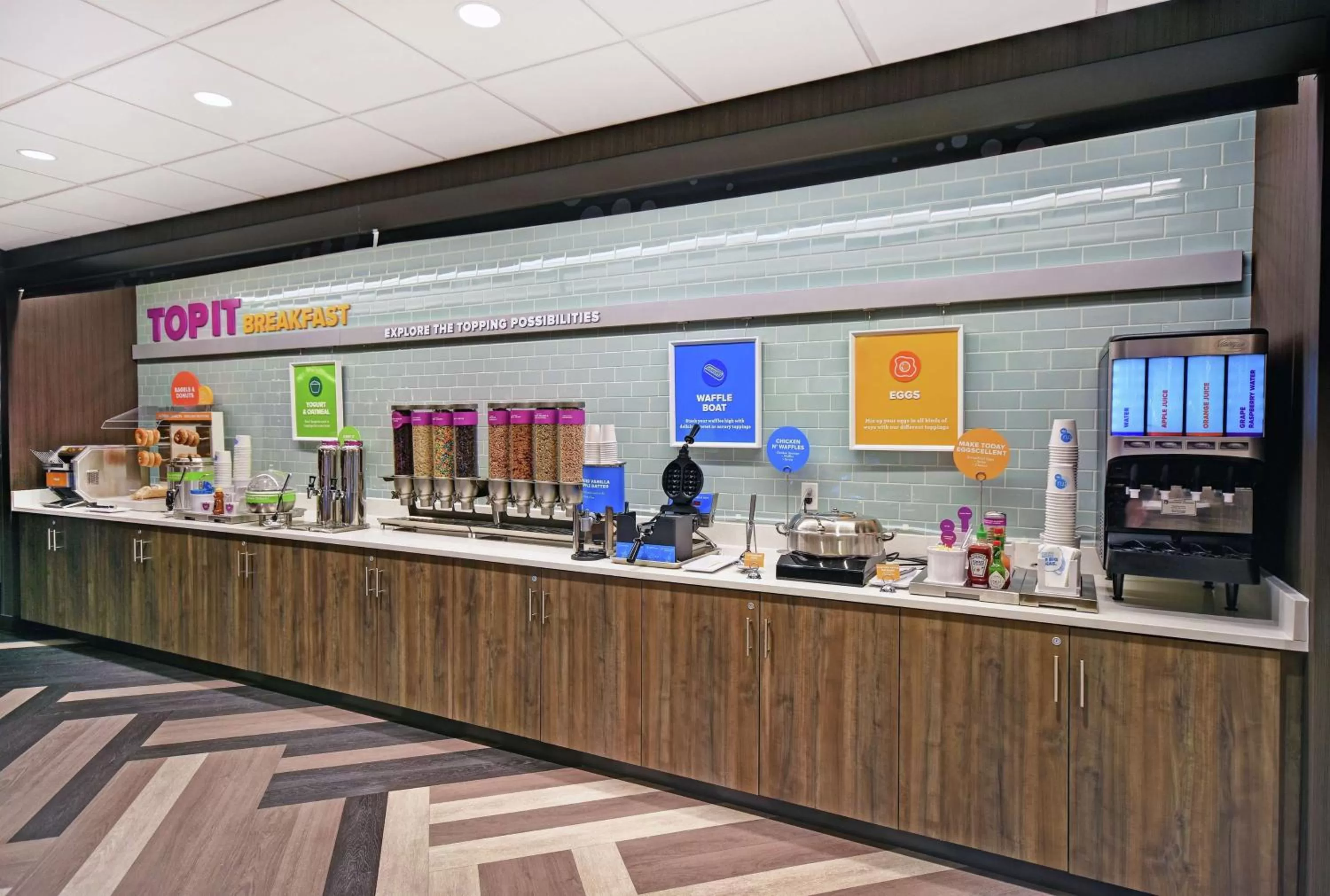 Restaurant/places to eat in Tru By Hilton Portland Airport Area Me