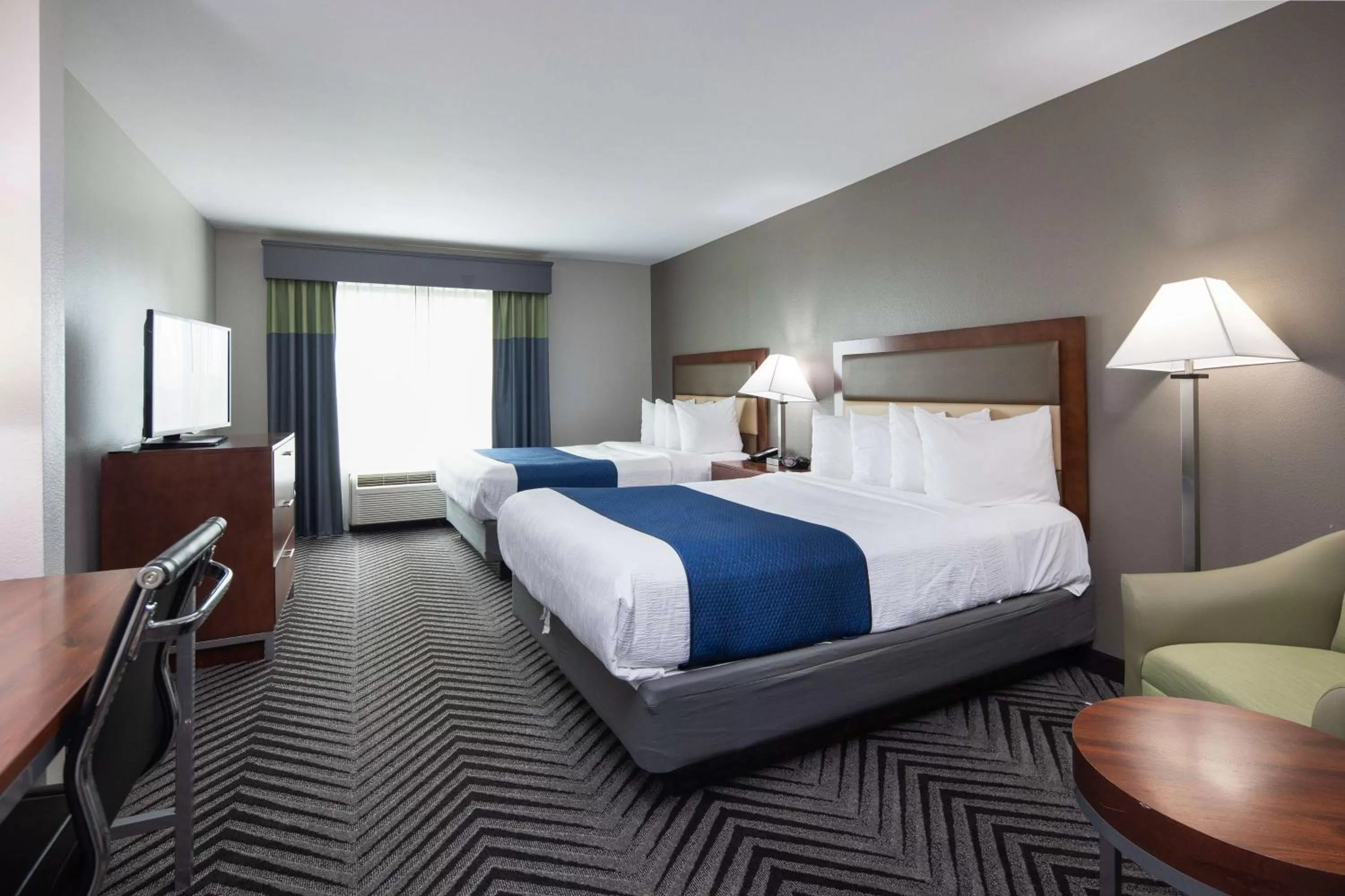 Queen Room with Two Queen Beds and Mobility Accessible Tub - Non-Smoking in Best Western Coyote Point Inn