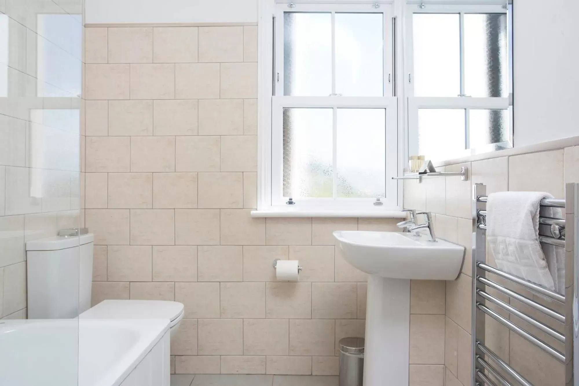 Bathroom in Hotel Continental