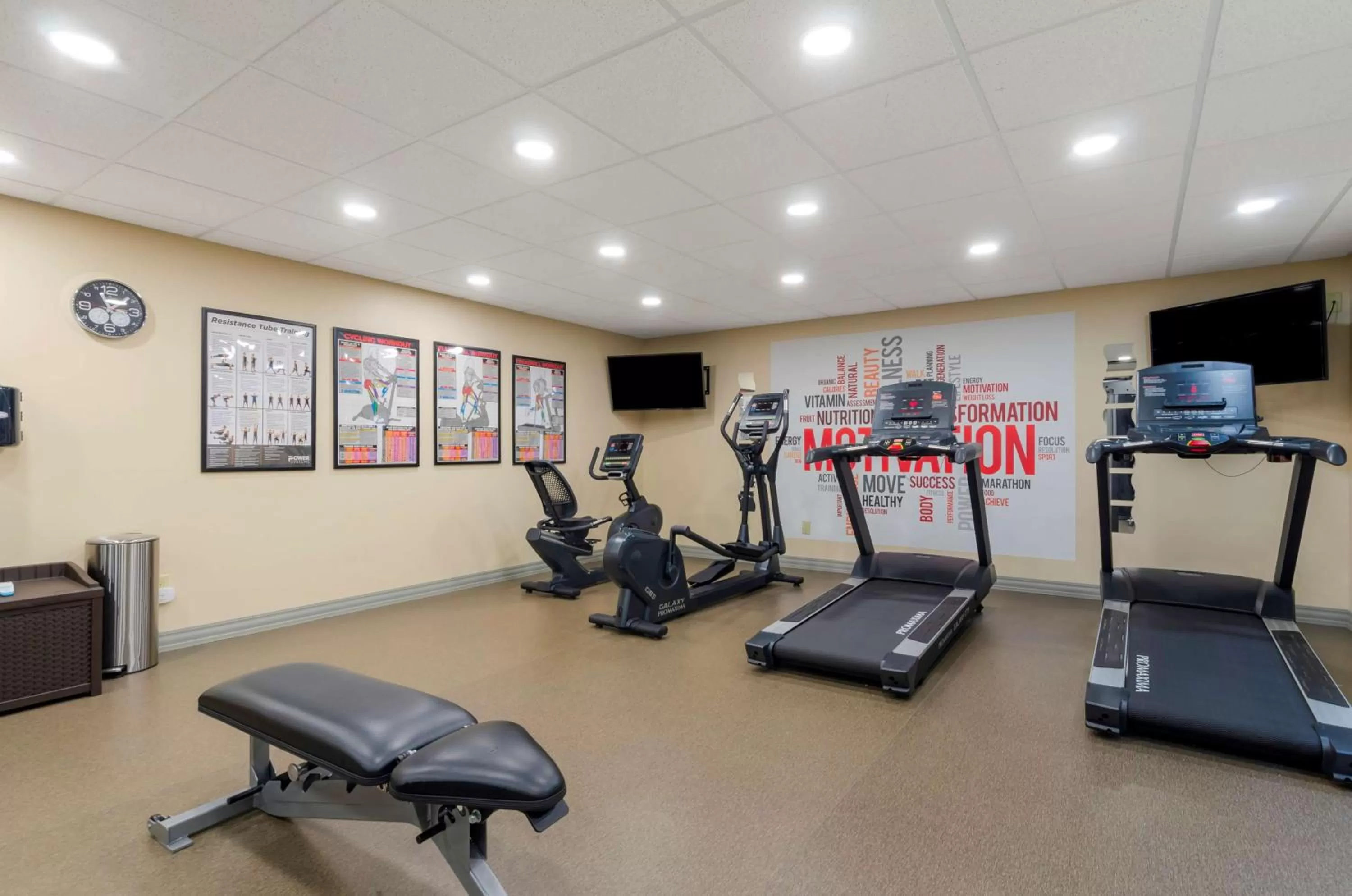 Spa and wellness centre/facilities in Best Western North Roanoke