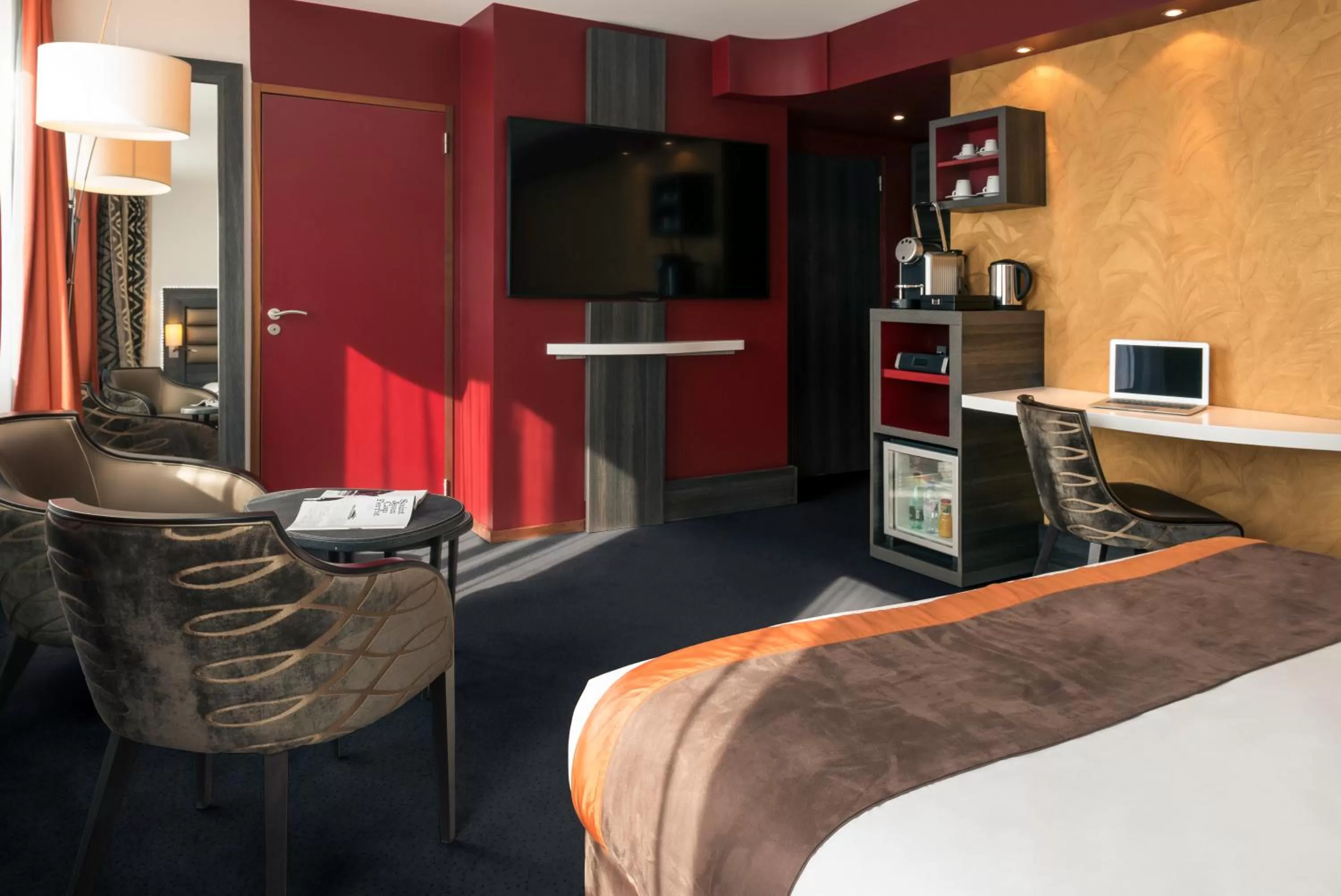 TV and multimedia, Bed in Mercure Lyon Centre - Gare Part Dieu