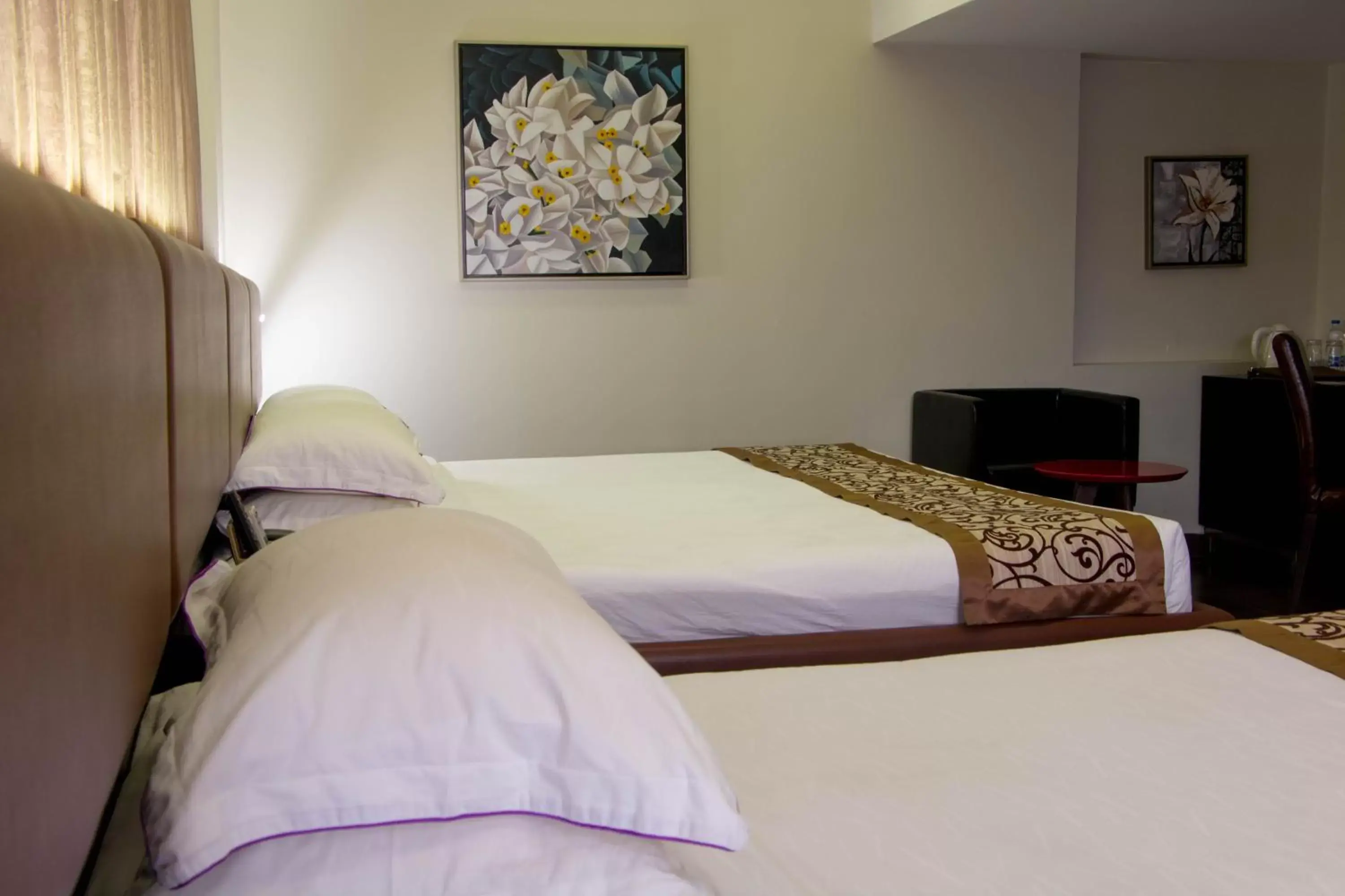 Photo of the whole room, Bed in Galesia Hotel & Resort - DHAKA Photo of the whole room, Bed in Galesia Hotel & Resort - DHAKA