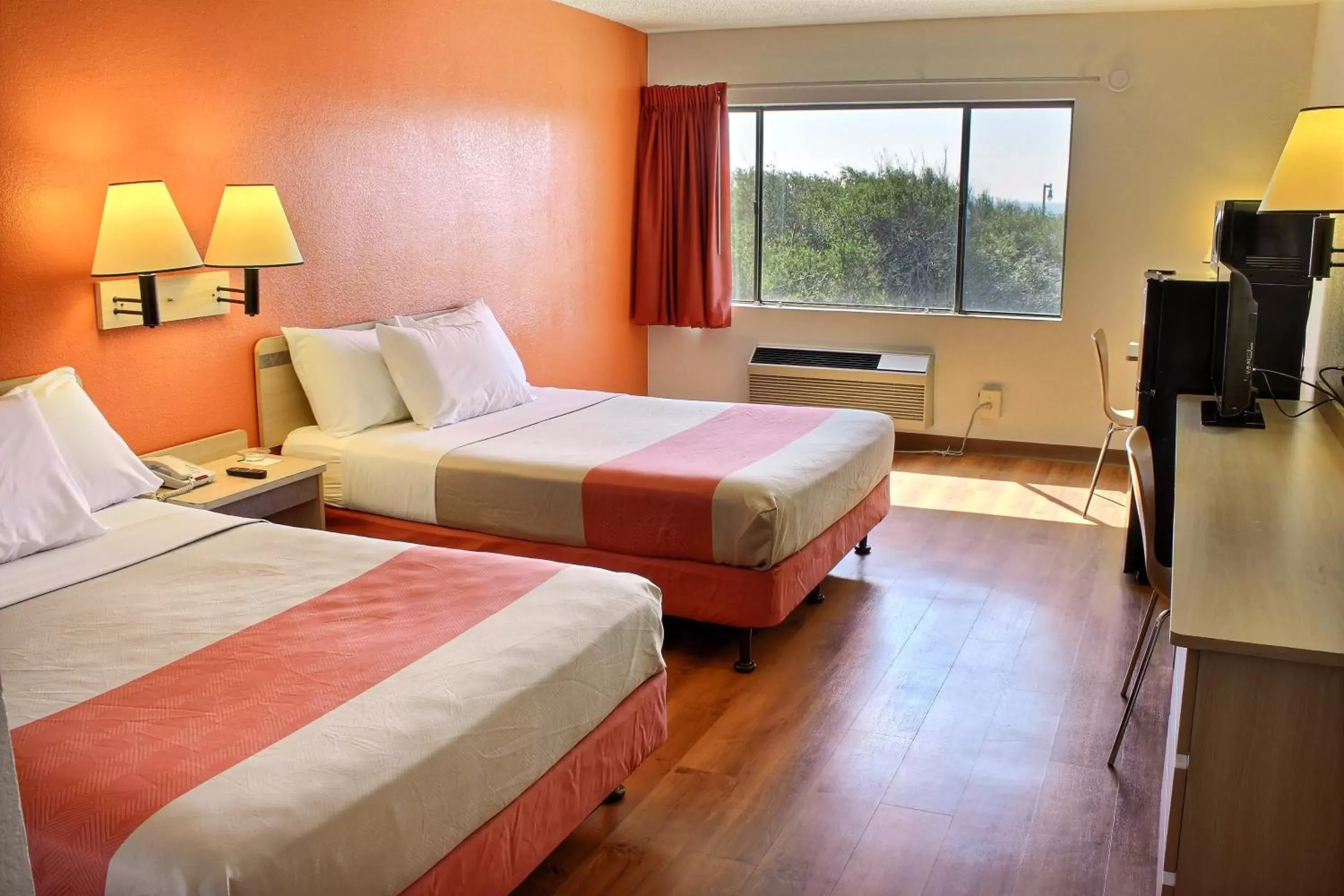 Bedroom, Bed in Motel 6-San Simeon, CA - Hearst Castle Area