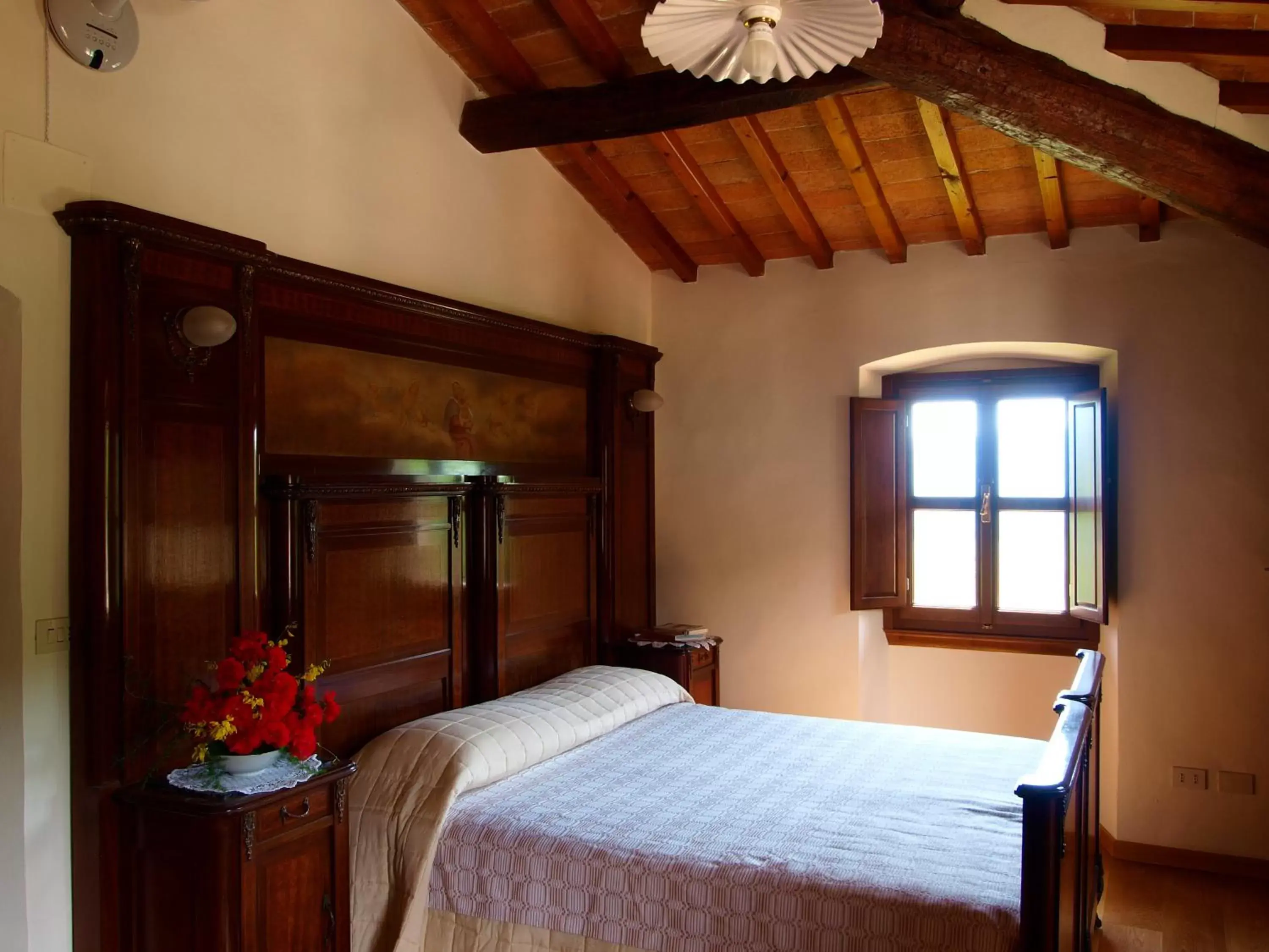 Bedroom, Bed in Casignano