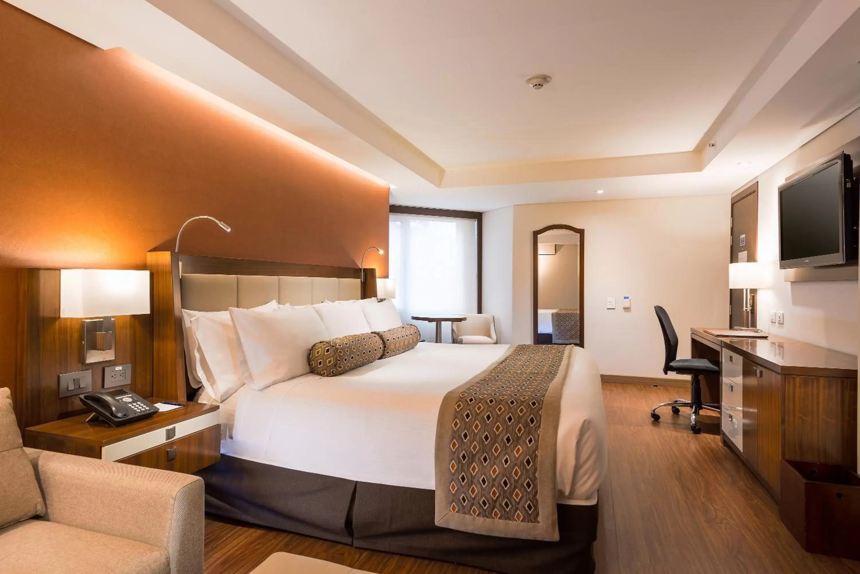 Bedroom in Hotel Dann Carlton Bogota