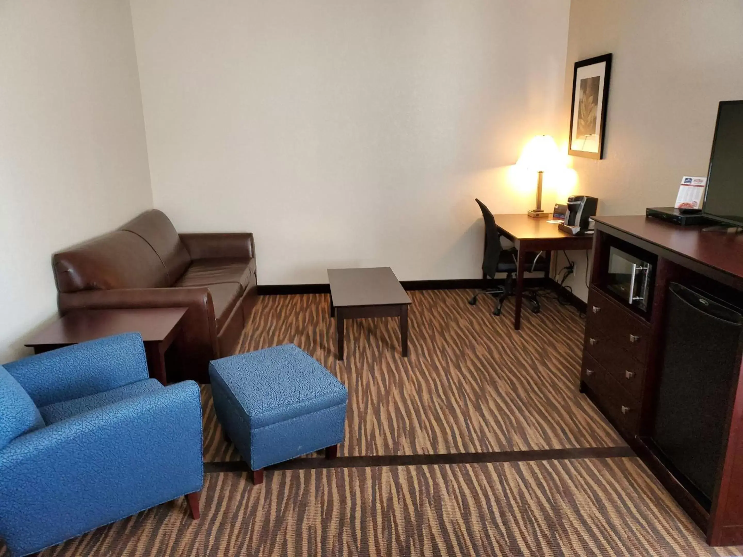 Seating Area in Cobblestone Inn & Suites Maryville