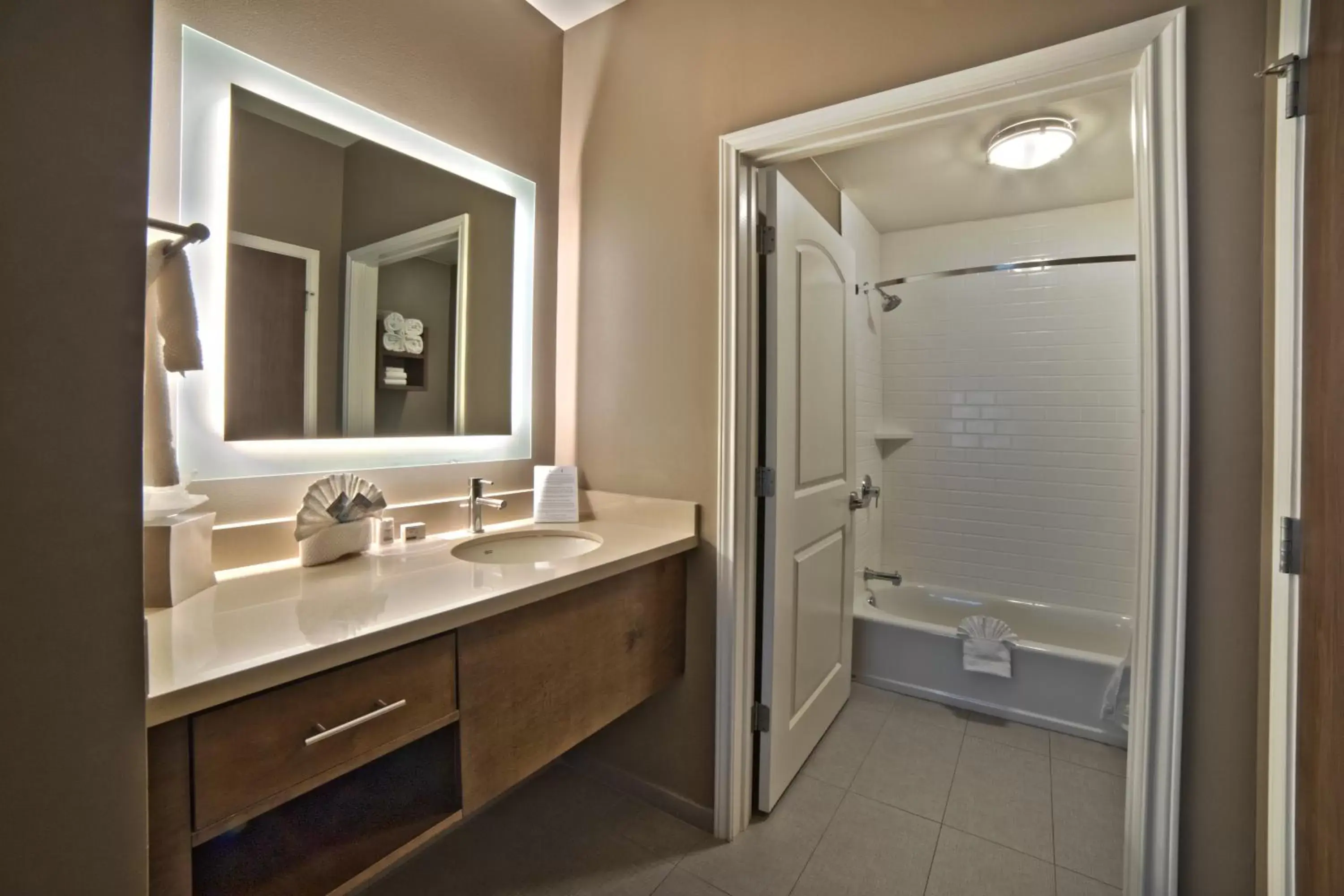 Shower, Bathroom in Staybridge Suites Houston - Humble Beltway 8 E, an IHG Hotel