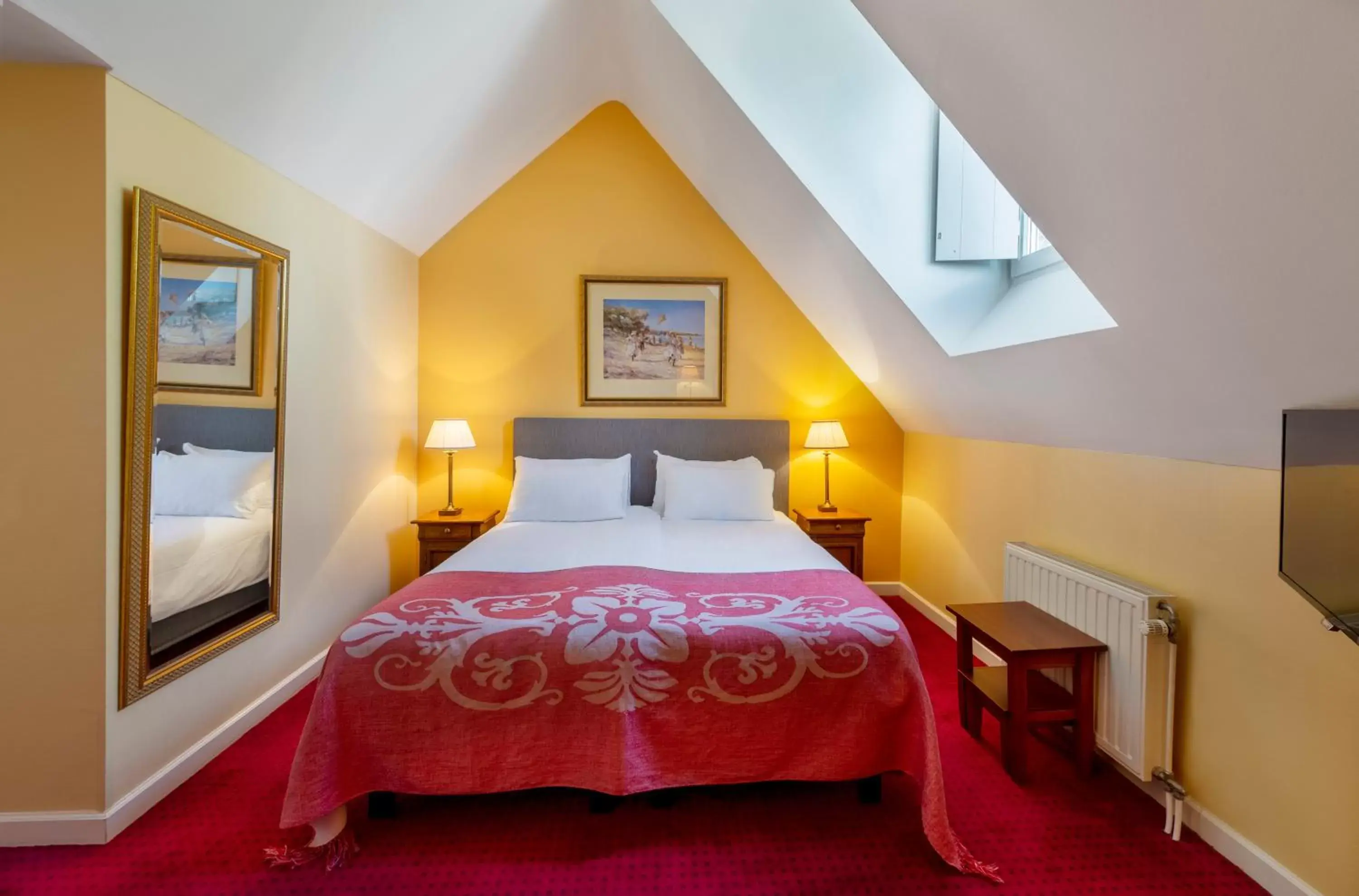 Bedroom, Bed in Château St. Gerlach