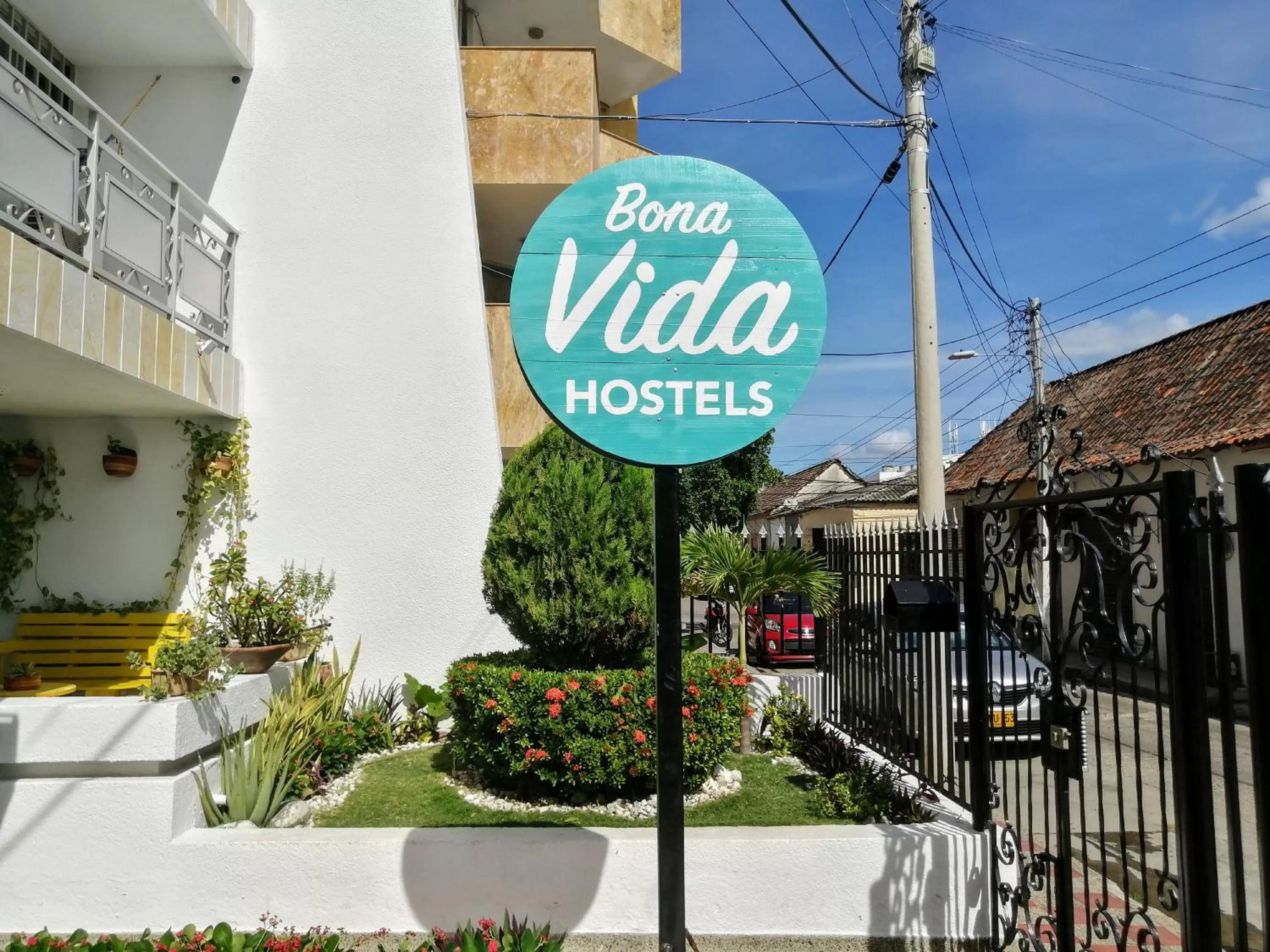 Bona Vida Hotel