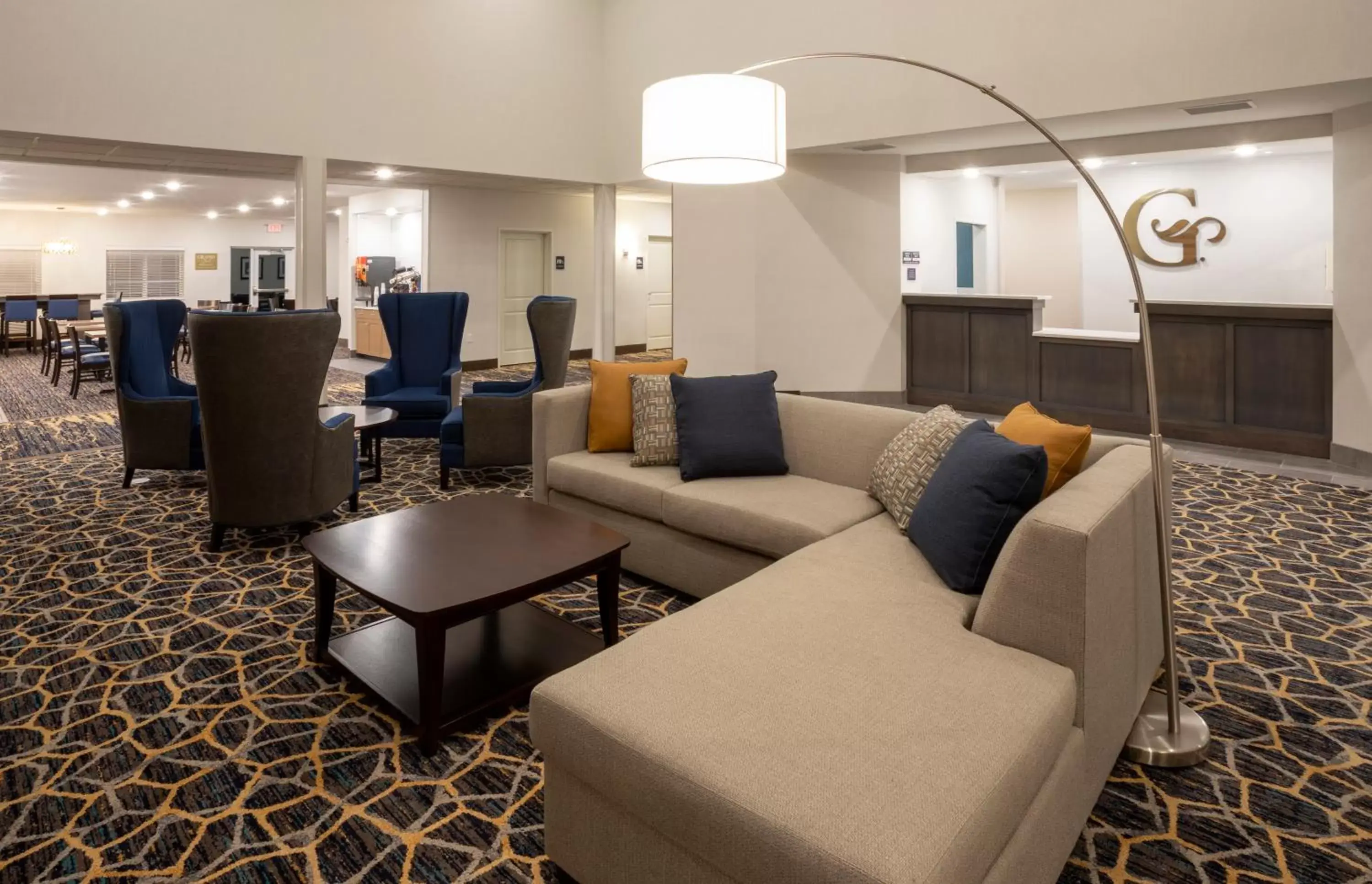 Lobby or reception, Seating Area in GrandStay Hotel & Suites