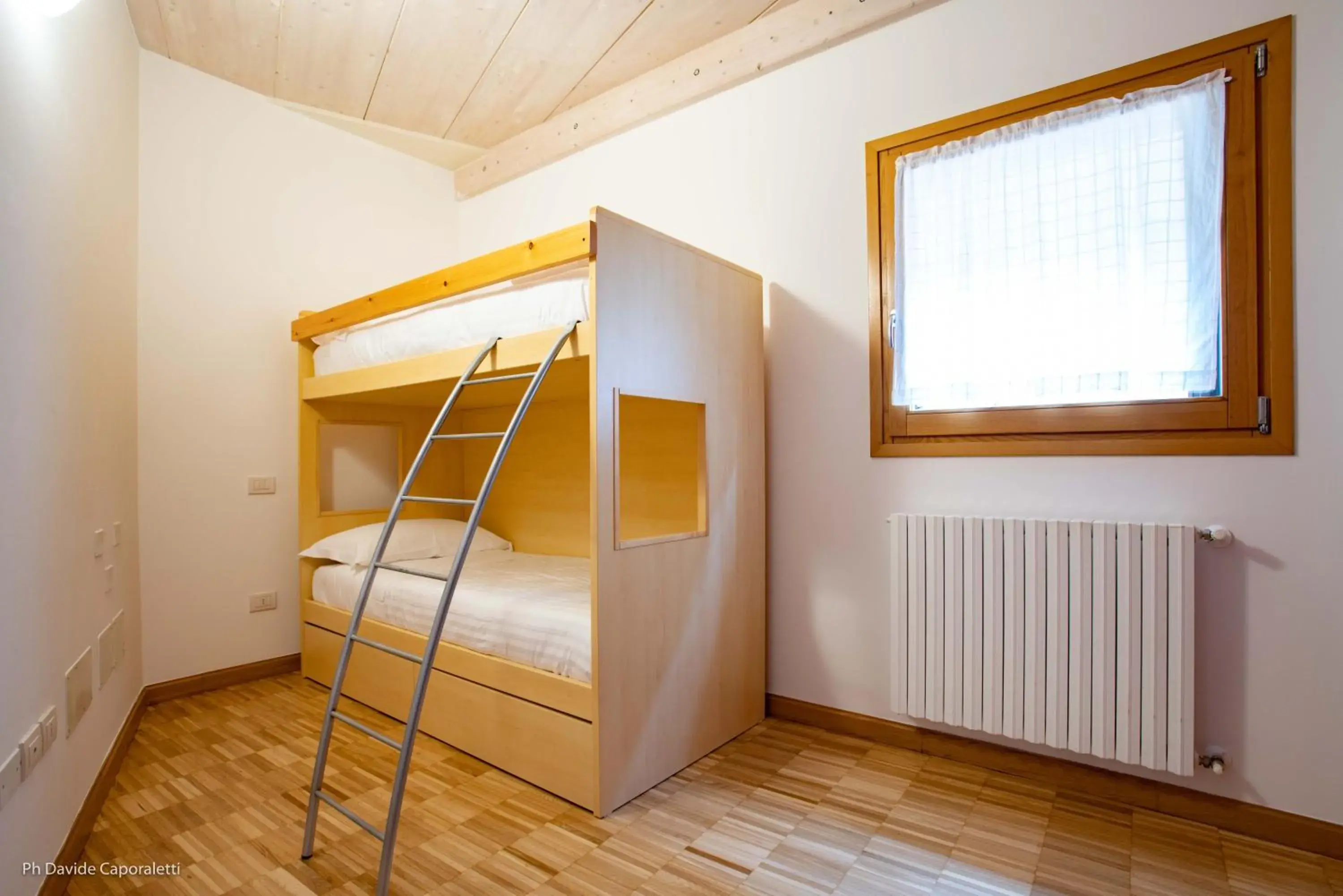 Photo of the whole room, Bunk Bed in Castello Di Monterado