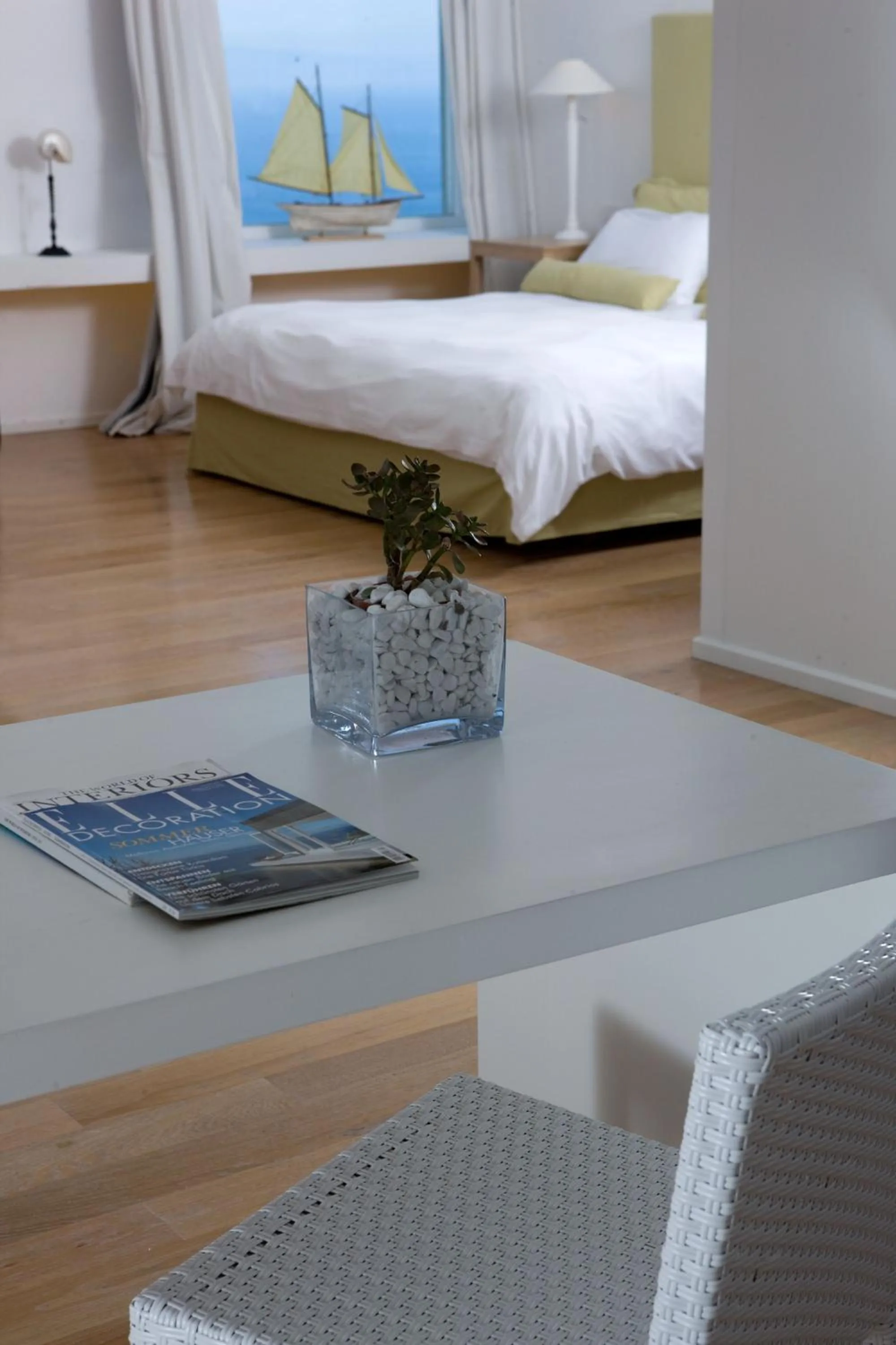 Decorative detail in Relais Blu