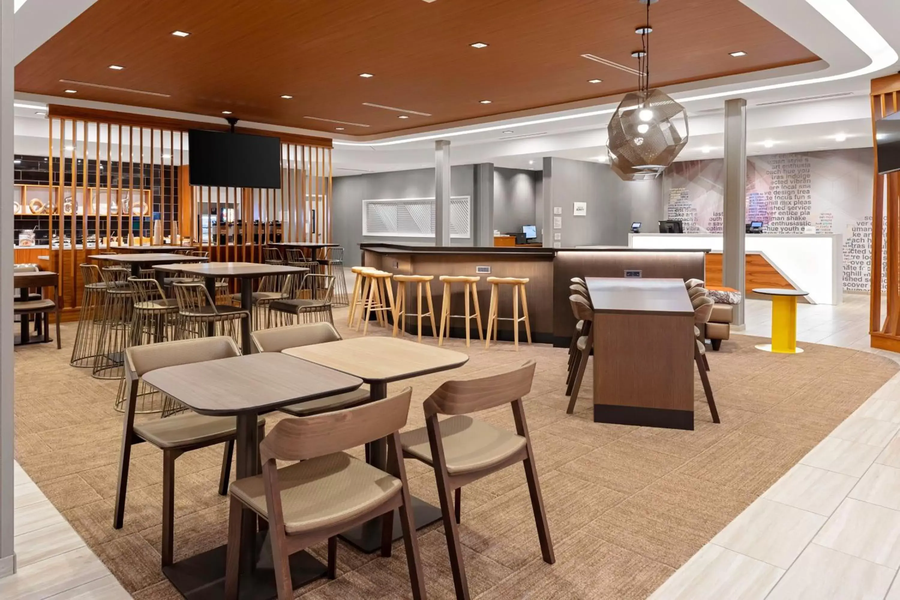 Lobby or reception, Restaurant/Places to Eat in SpringHill Suites by Marriott Beaufort