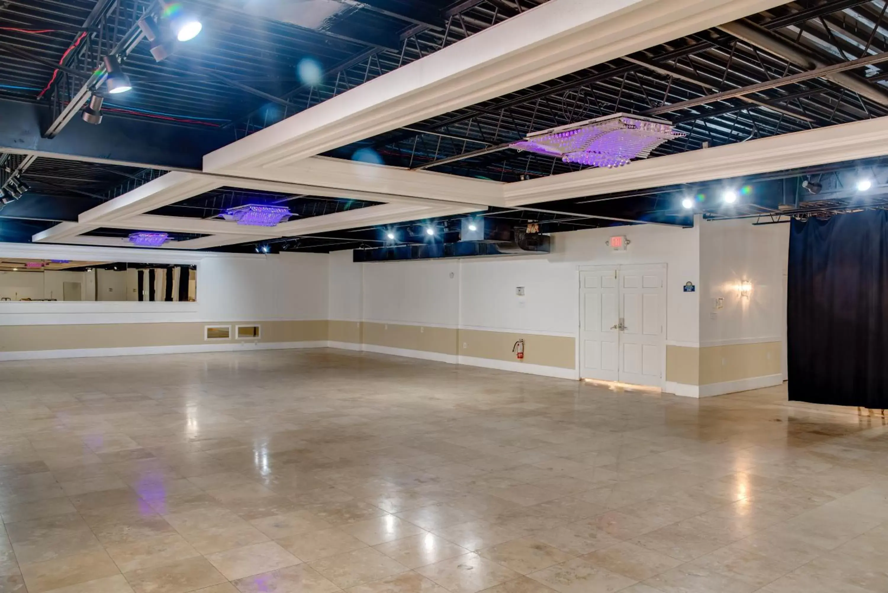 Banquet/Function facilities in Days Inn by Wyndham St. Petersburg / Tampa Bay Area