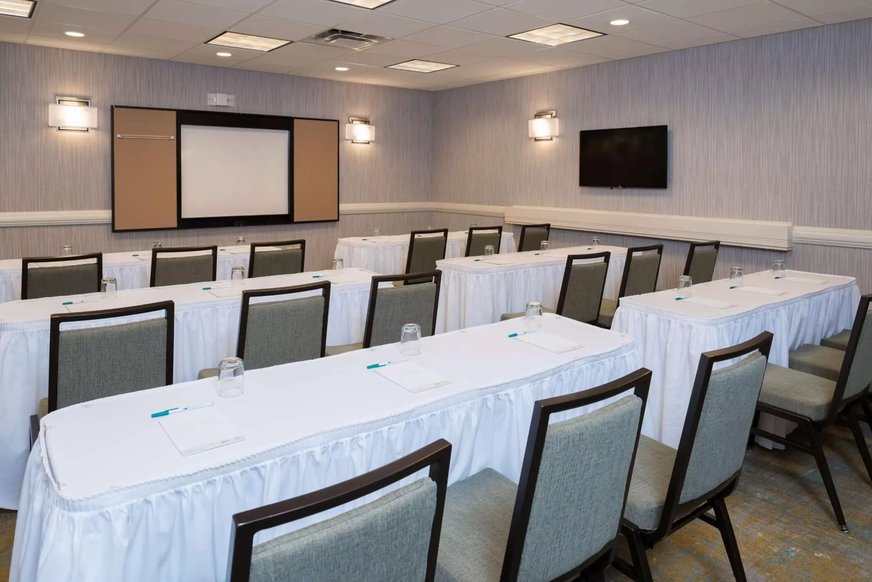 Meeting/conference room in Homewood Suites by Hilton Indianapolis Northwest