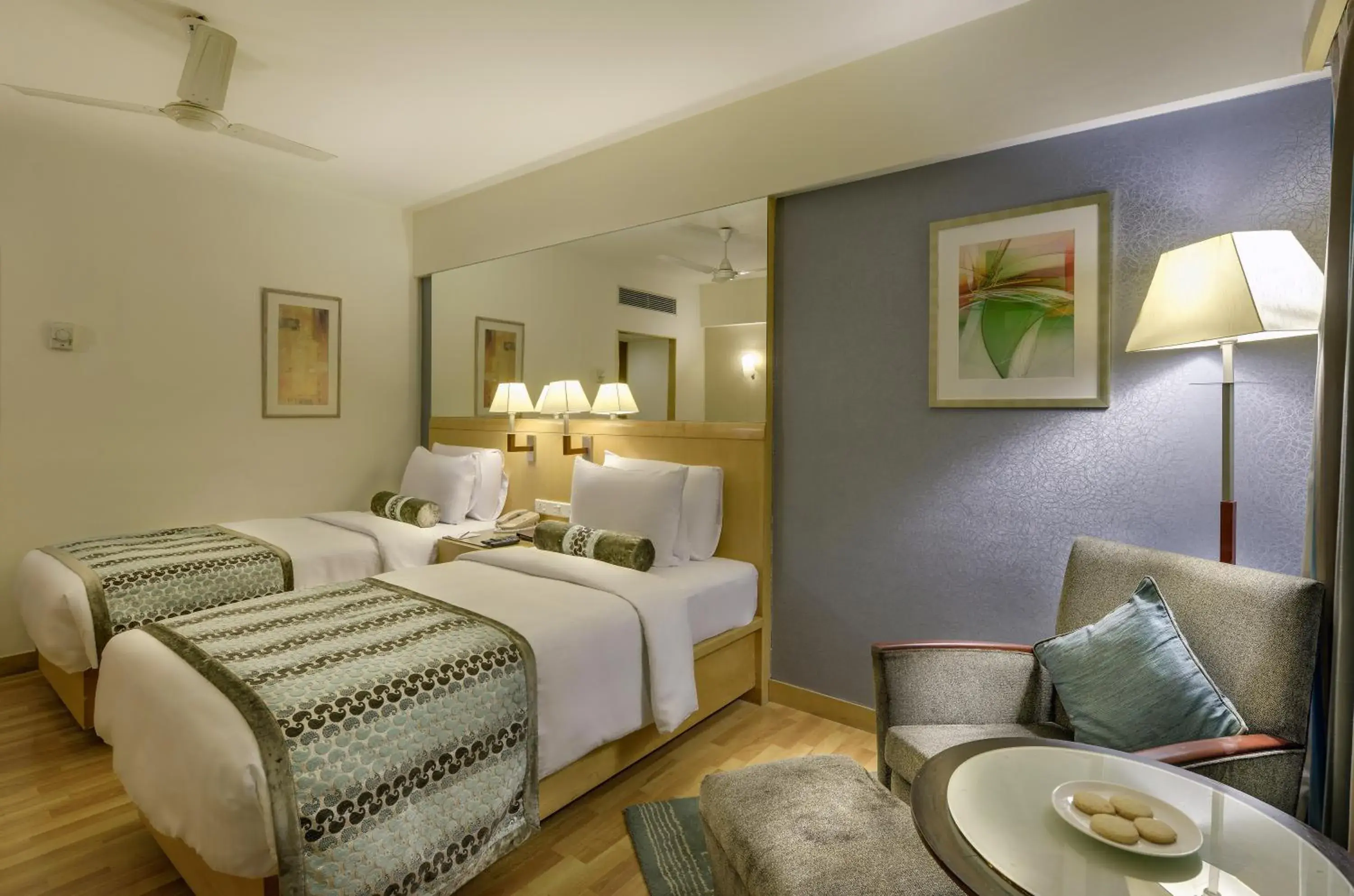 Bedroom, Bed in Pride Plaza Hotel, Ahmedabad