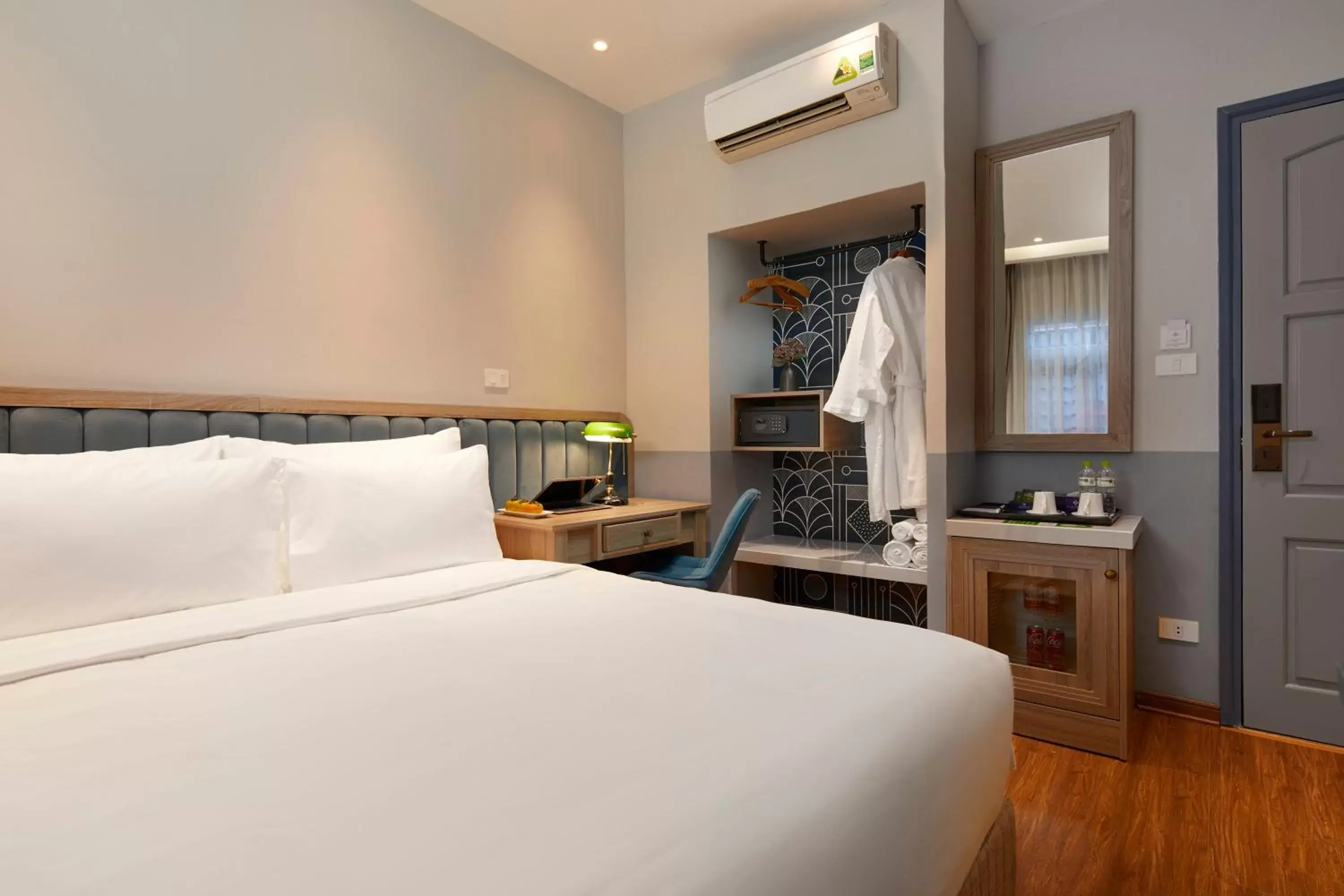 Bedroom, Bed in HANOI FLORA HOTEL Bedroom, Bed in HANOI FLORA HOTEL