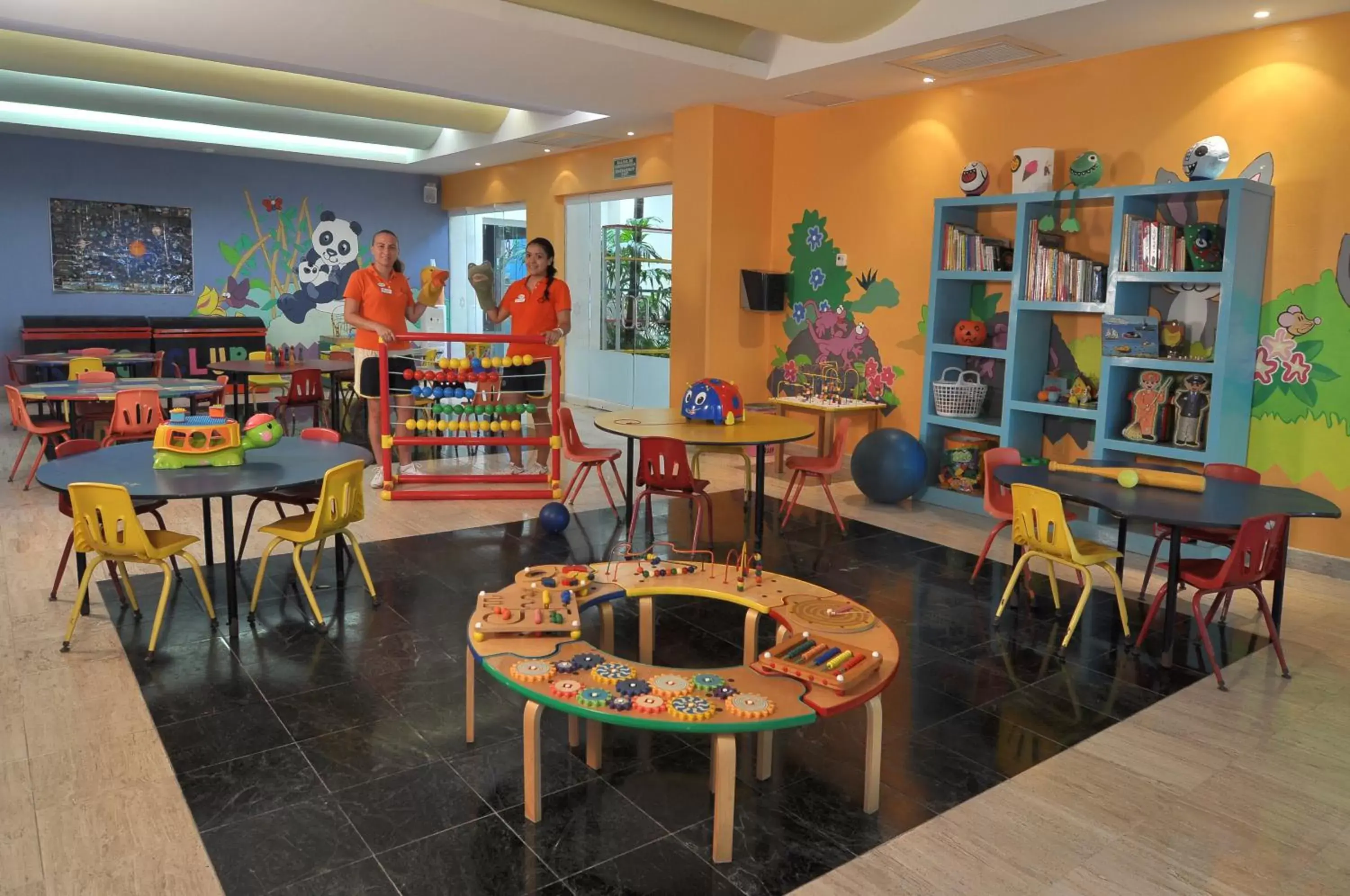 Kids's club, Lounge/Bar in Grand Oasis Palm - All inclusive