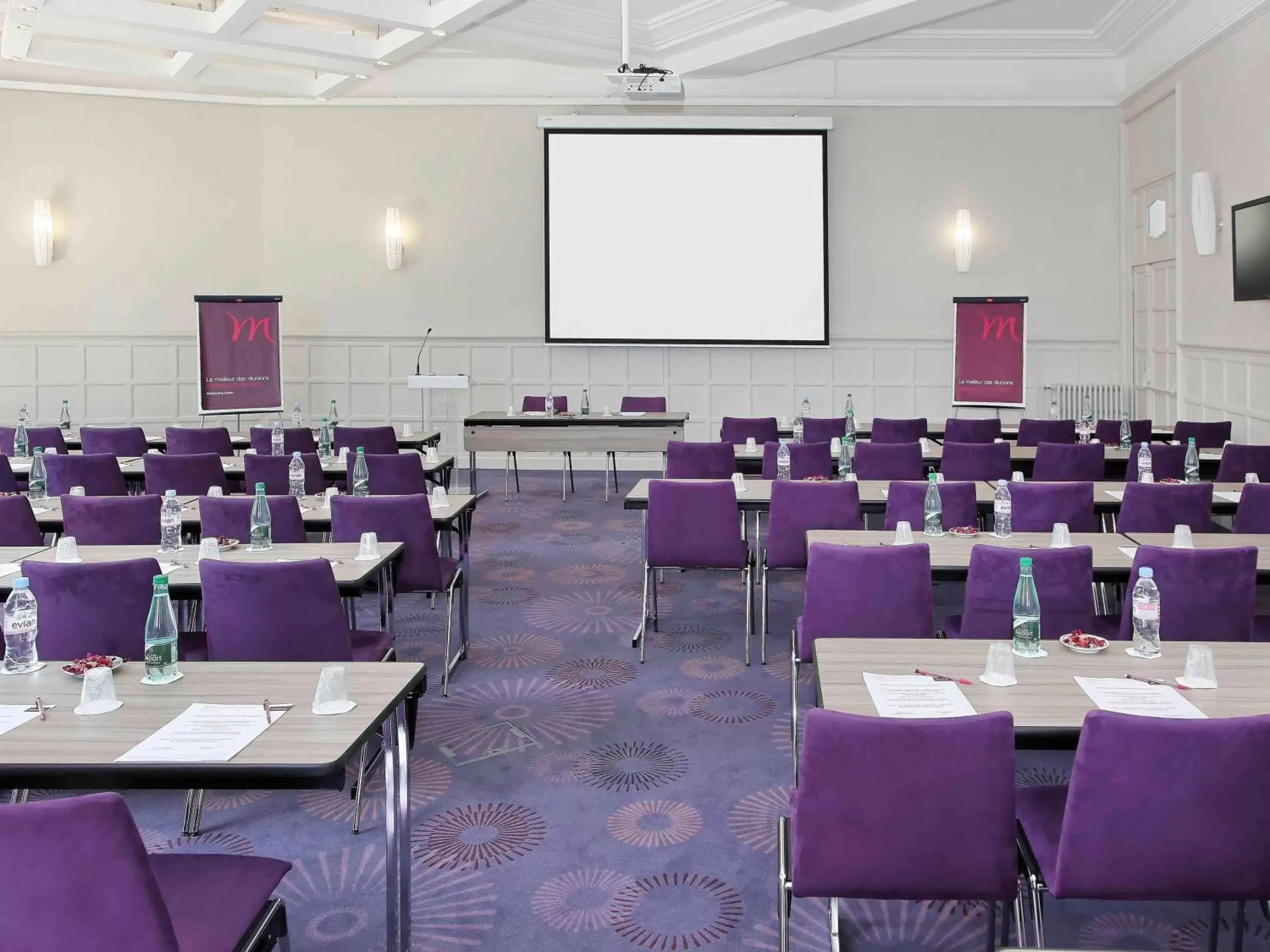 Business facilities in Hotel Mercure La Baule Majestic