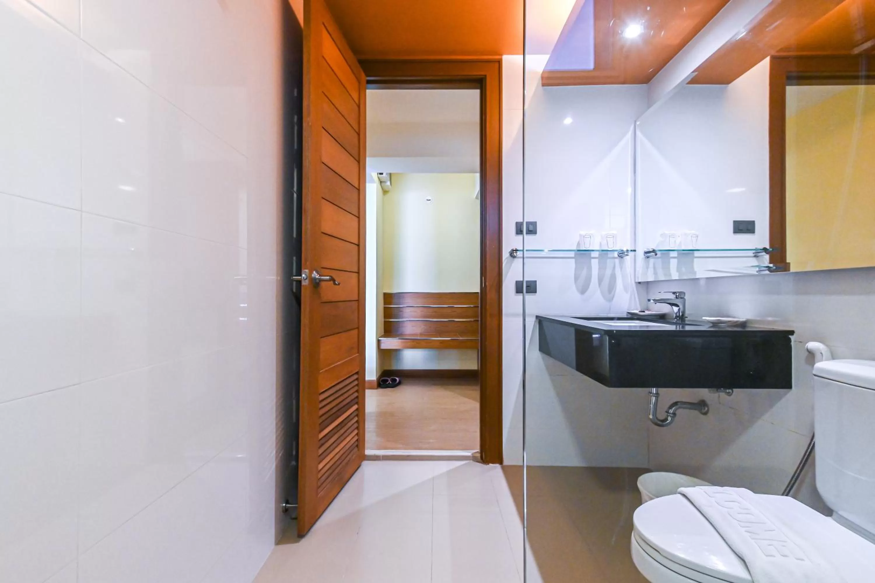Bathroom in Golden Sea Hua Hin - SHA Extra Plus