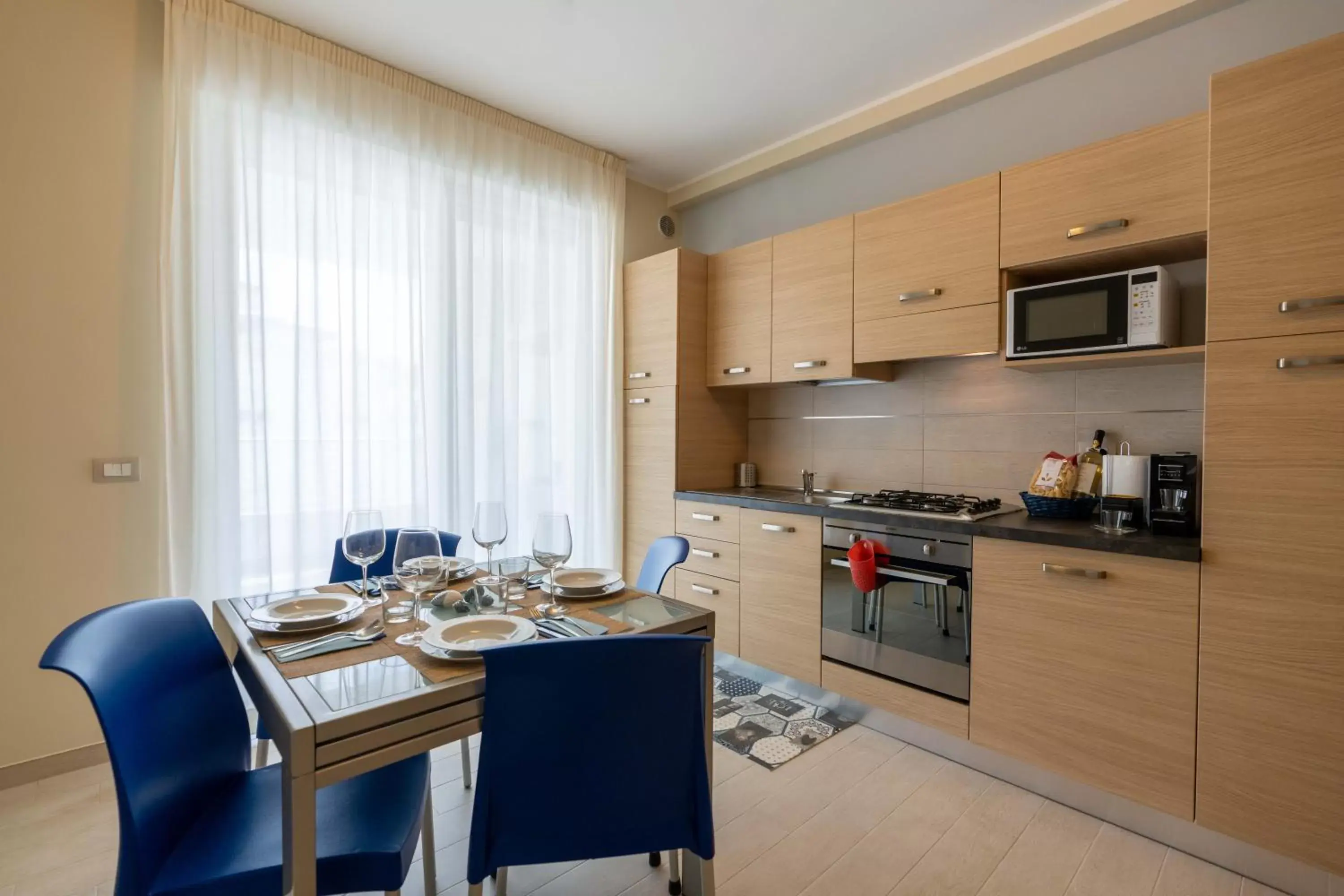 Kitchen/Kitchenette in Residenze Roscioli