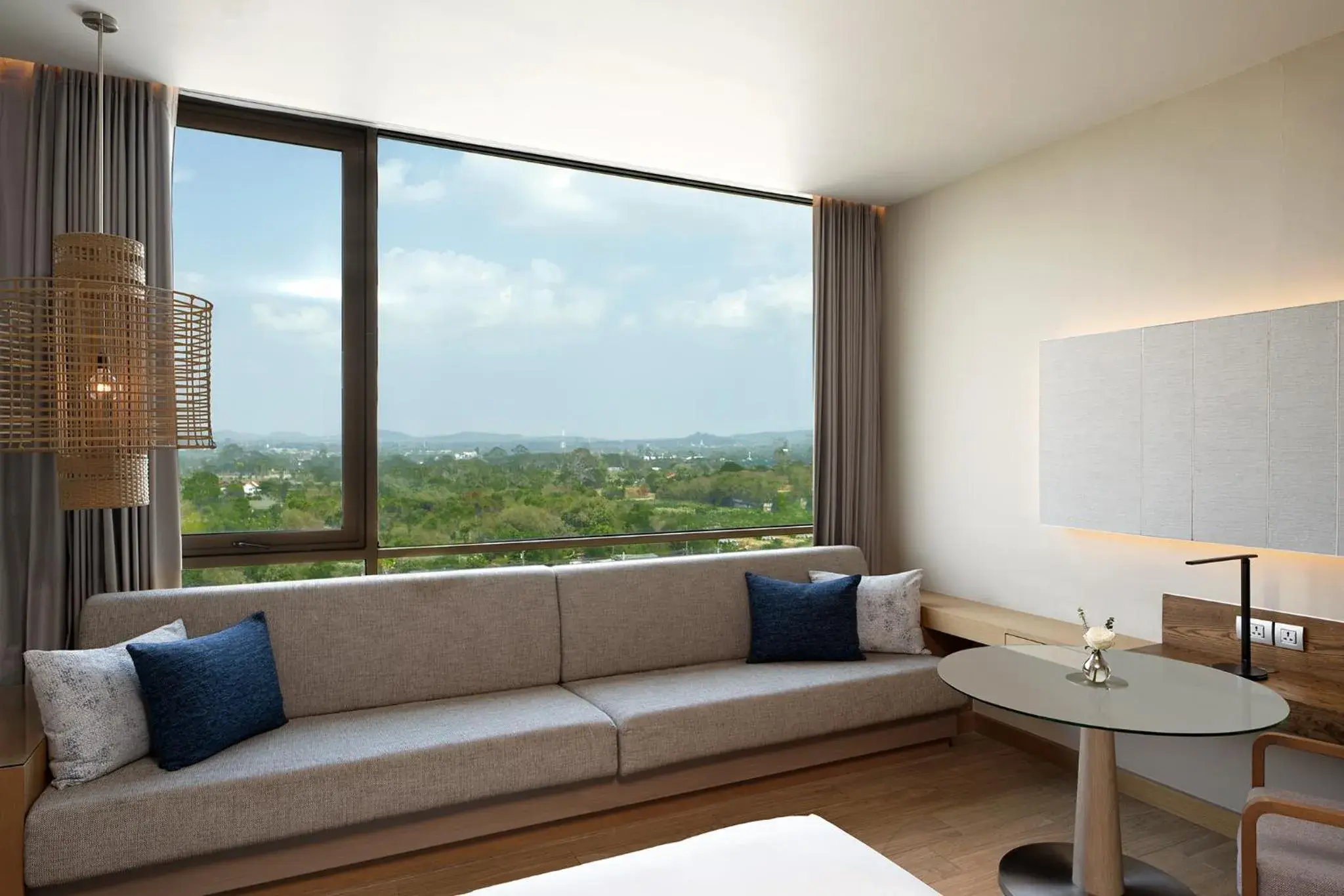 Guest Room in Renaissance Pattaya Resort & Spa Guest Room in Renaissance Pattaya Resort & Spa