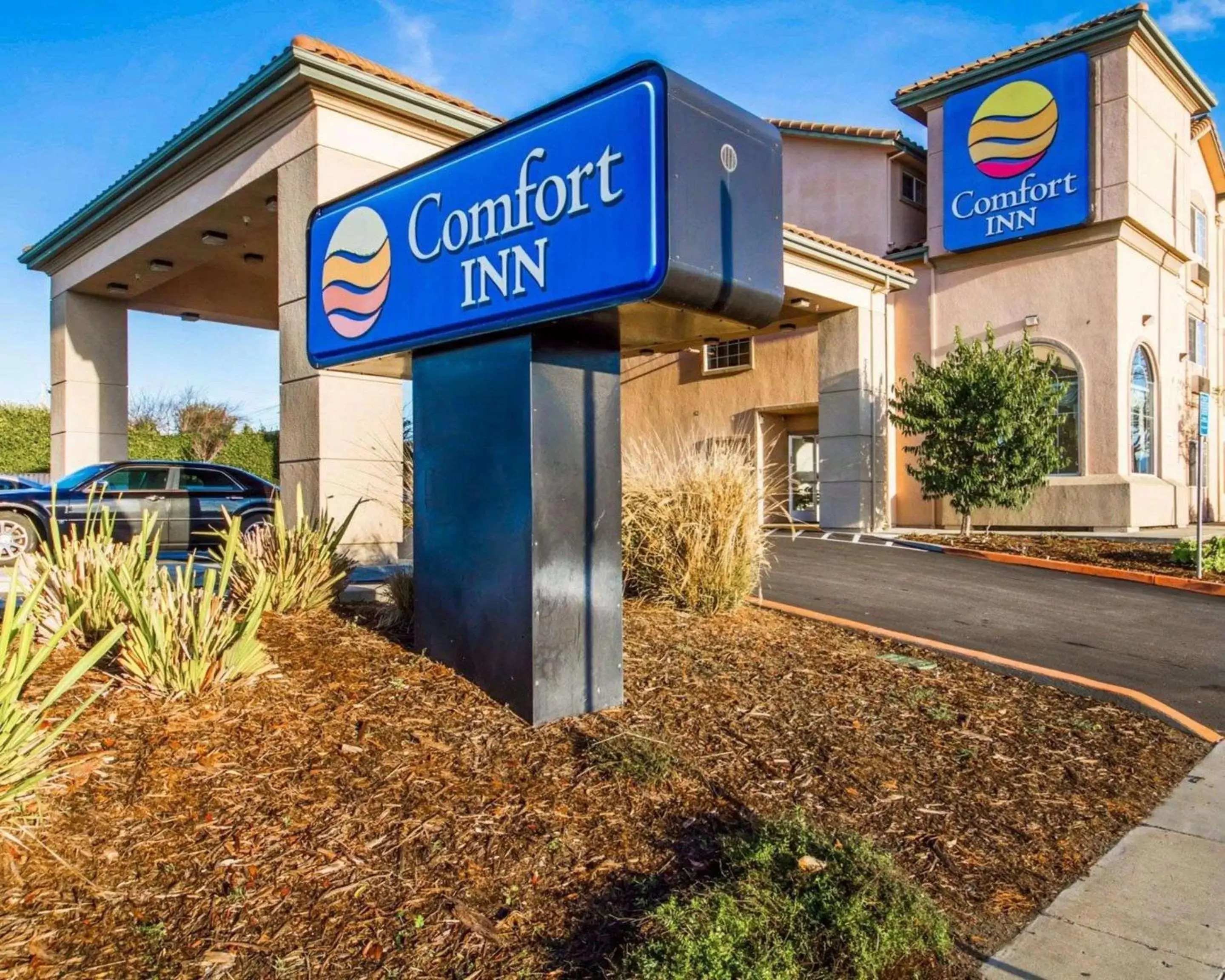 Property building in Comfort Inn Watsonville Property building in Comfort Inn Watsonville