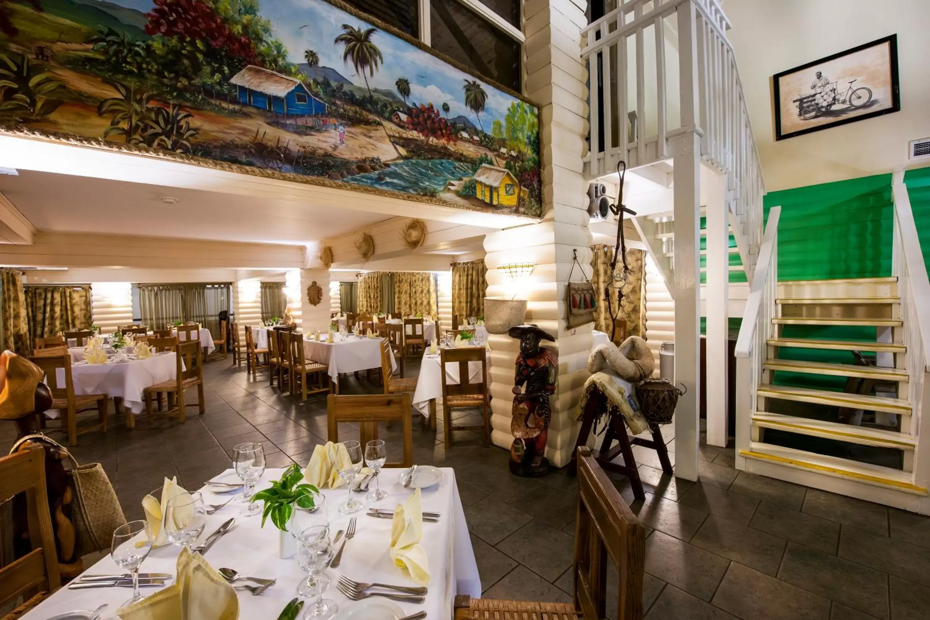 Restaurant/Places to Eat in Occidental Caribe - All Inclusive