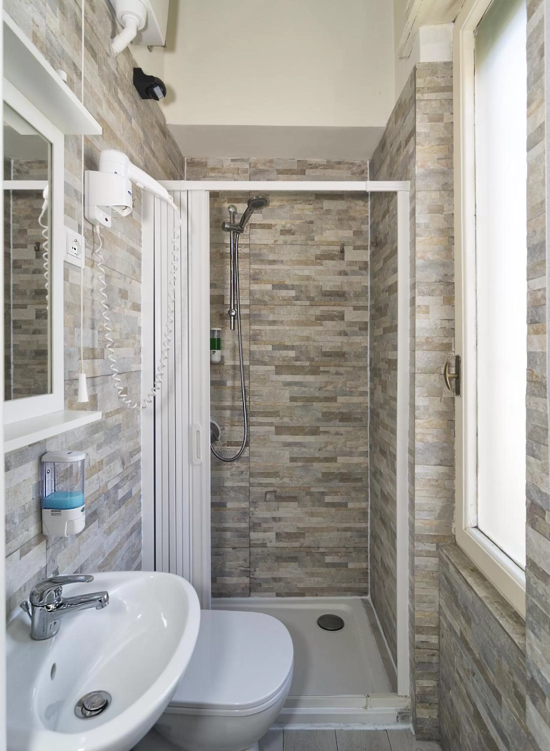 Bathroom in Aliante B&B